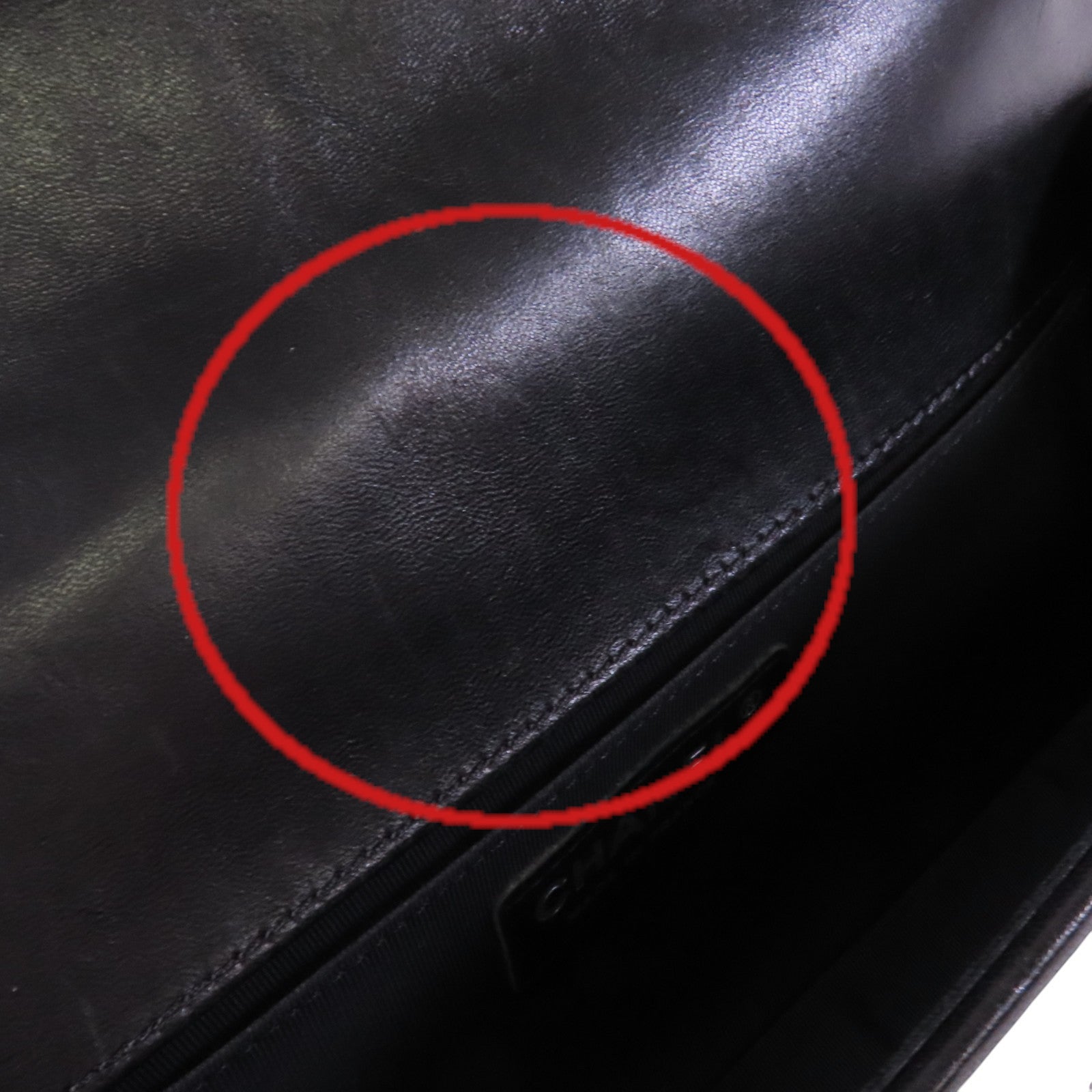 CHANEL 羊皮皮革Boy Chanel銀扣鏈帶肩背袋