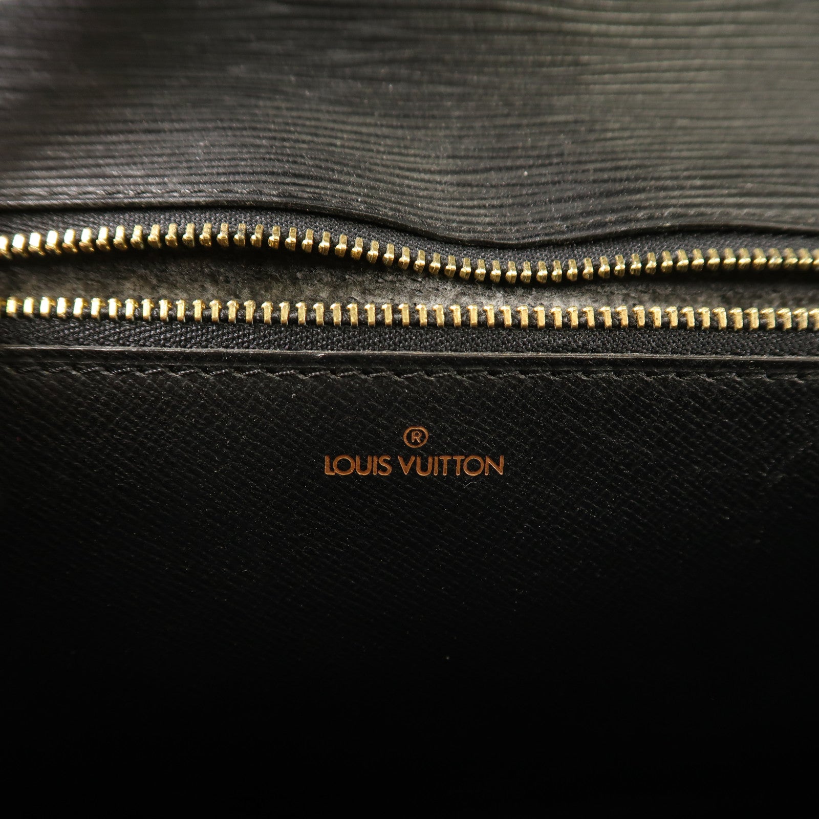 LOUIS VUITTON LV GHW Pochette Sellier Dragonne Pouch Clutch Bag Epi M52621 Black