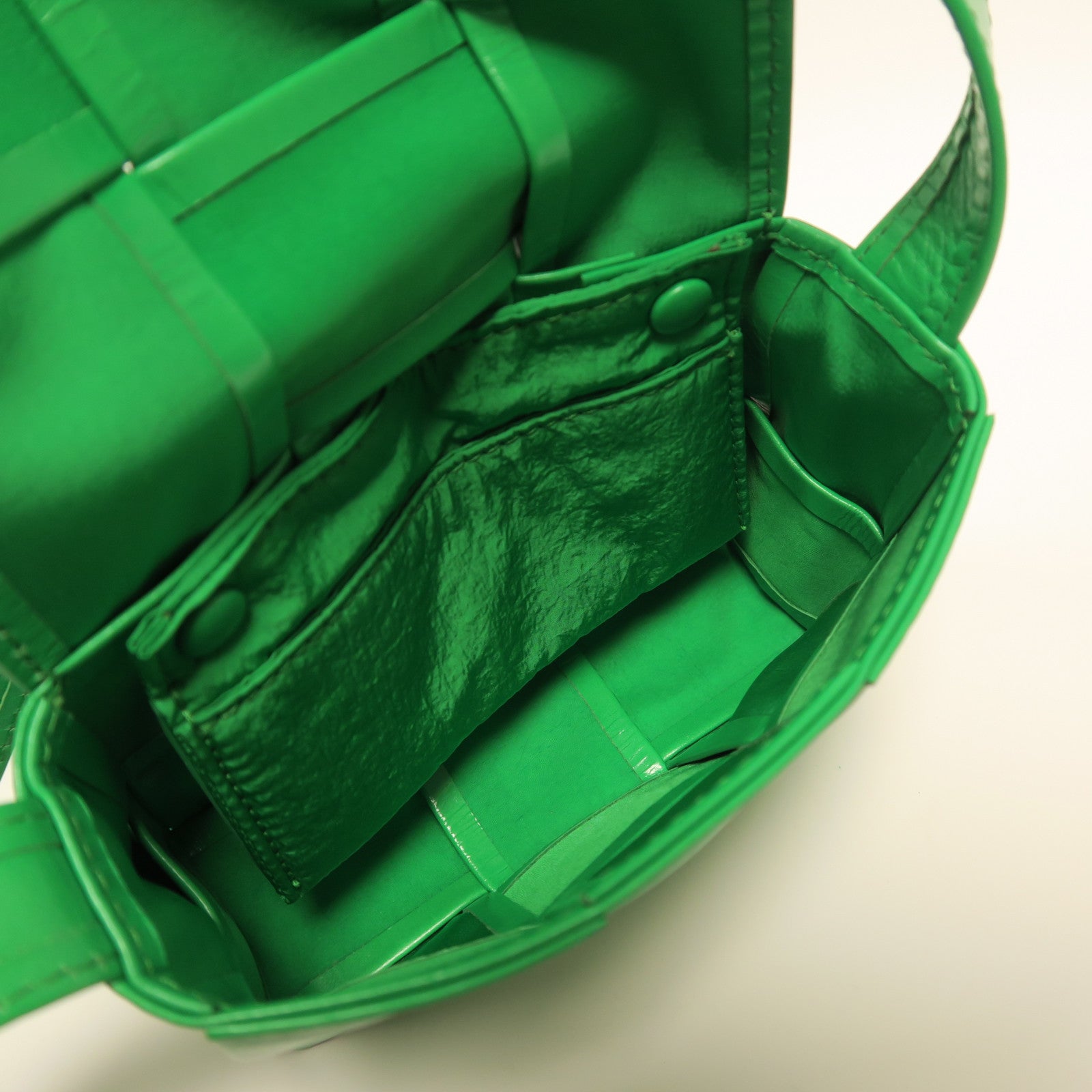 BOTTEGA VENETA 【激減優惠】織紋牛皮皮革Shoulder Bag銀扣肩背袋綠色