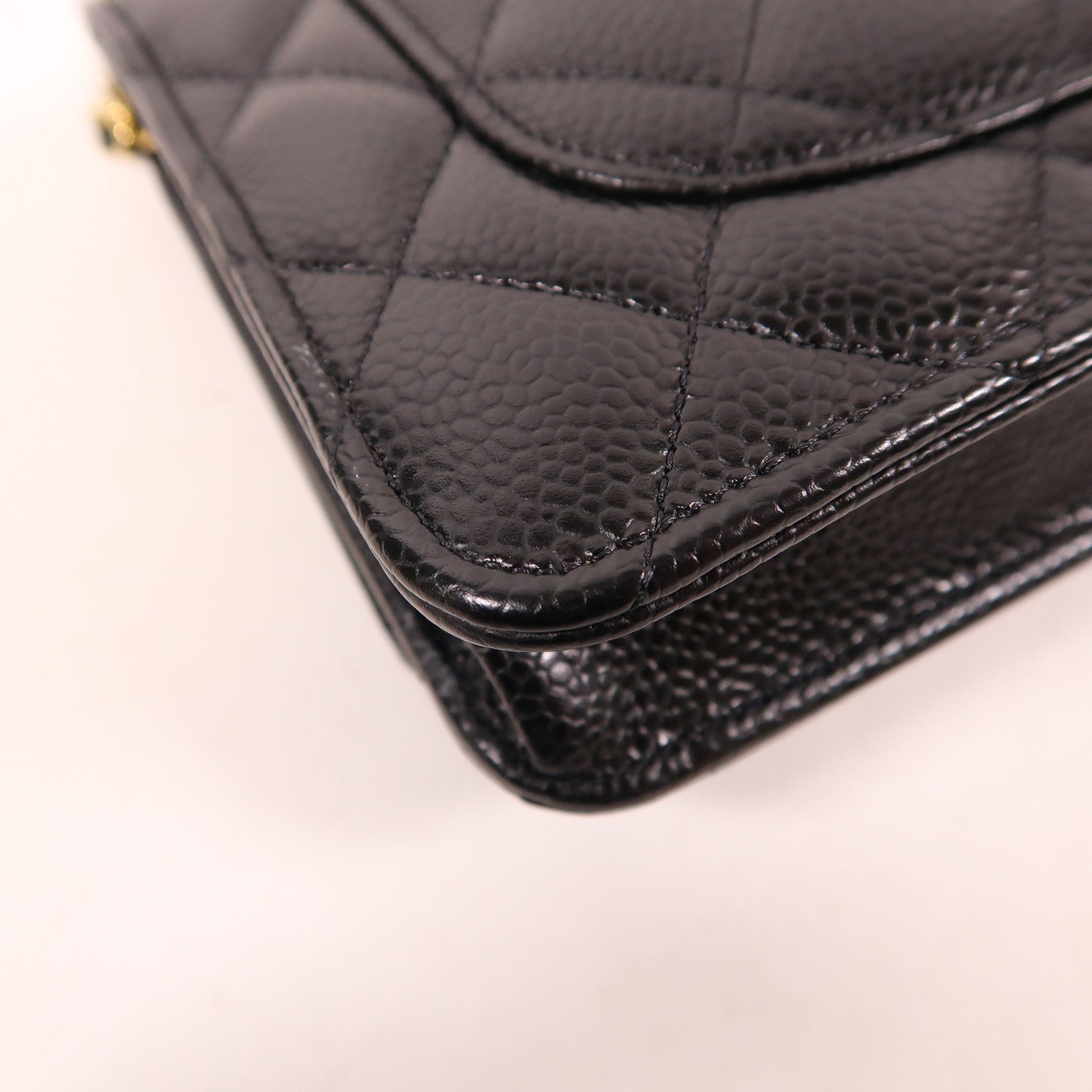 CHANEL 牛皮皮革WOC Wallet On Chain金扣鏈帶肩背袋