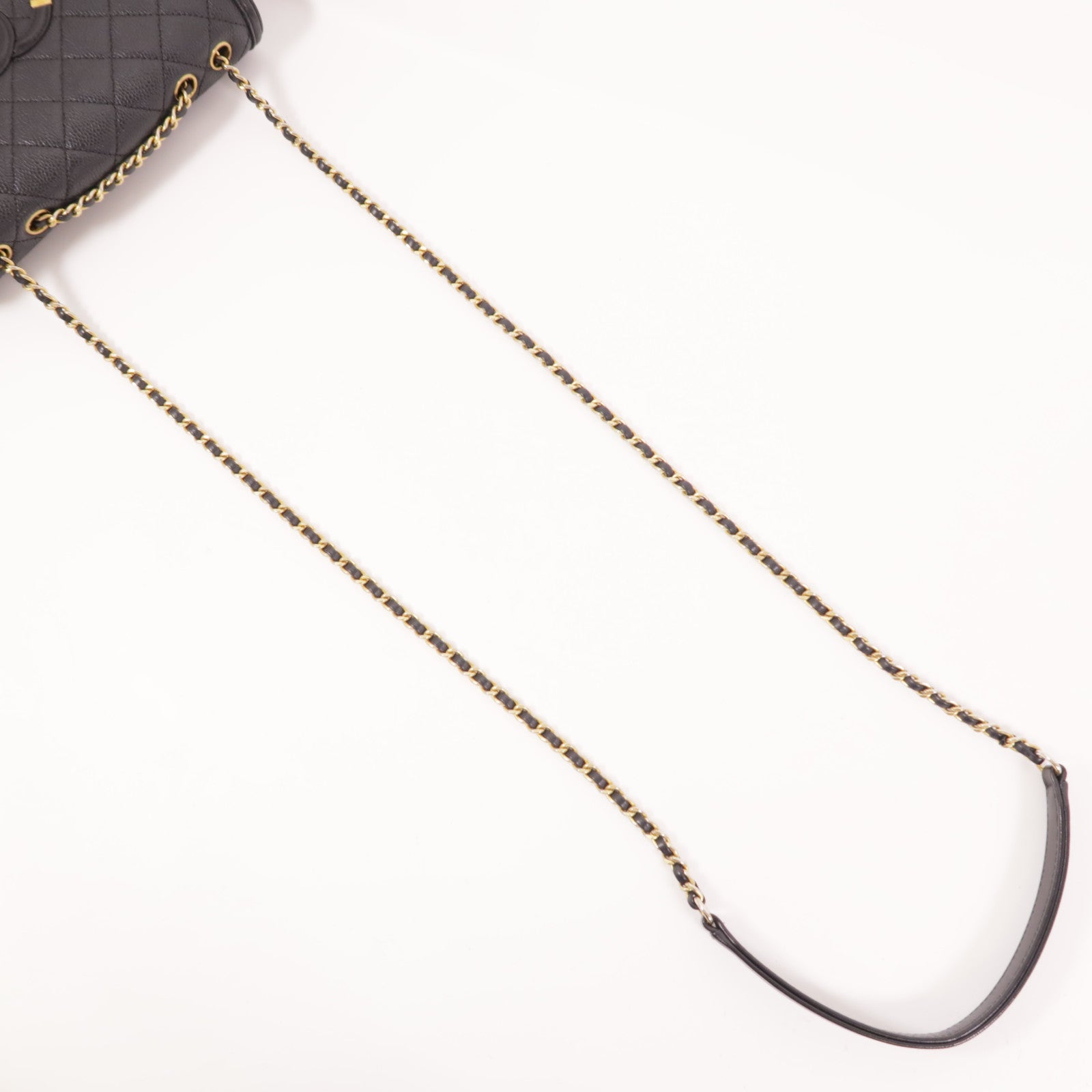 CHANEL 牛皮皮革Chain Shoulder金扣鏈帶肩背袋