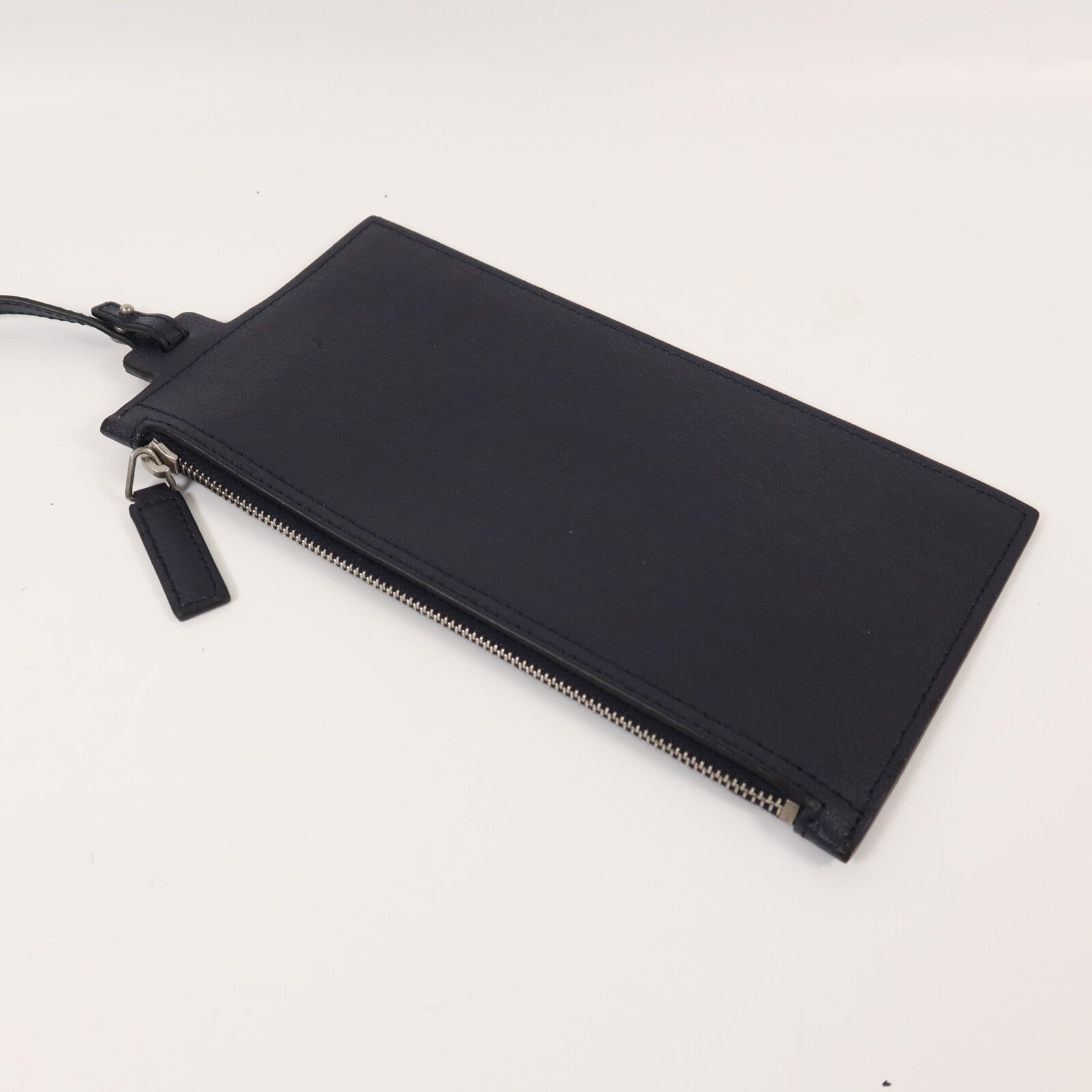 YVES SAINT LAURENT 牛皮皮革Tote Bag銀扣手挽袋