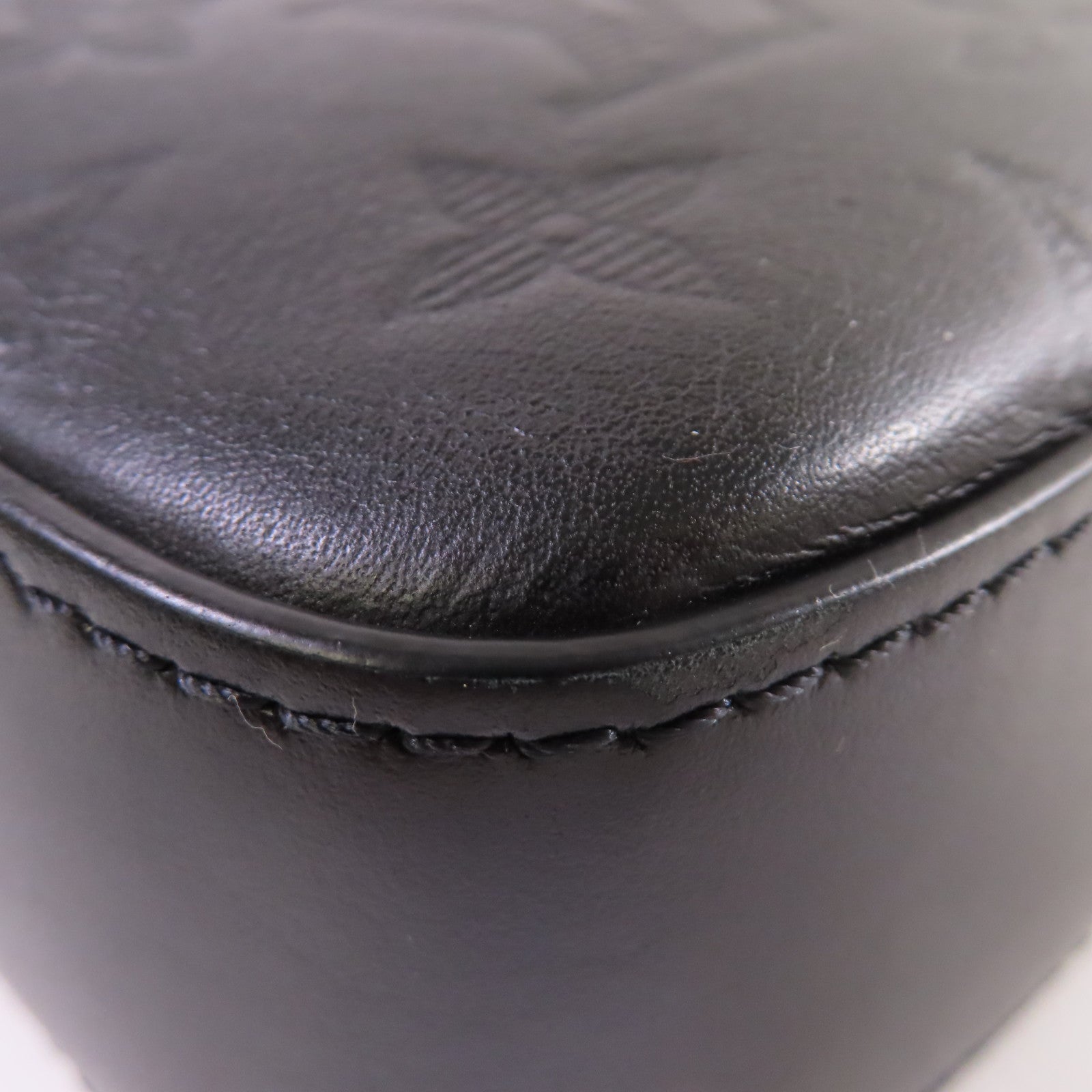 LOUIS VUITTON Monogram Shadow Duo Messenger Shoulder Bag肩背袋黑色