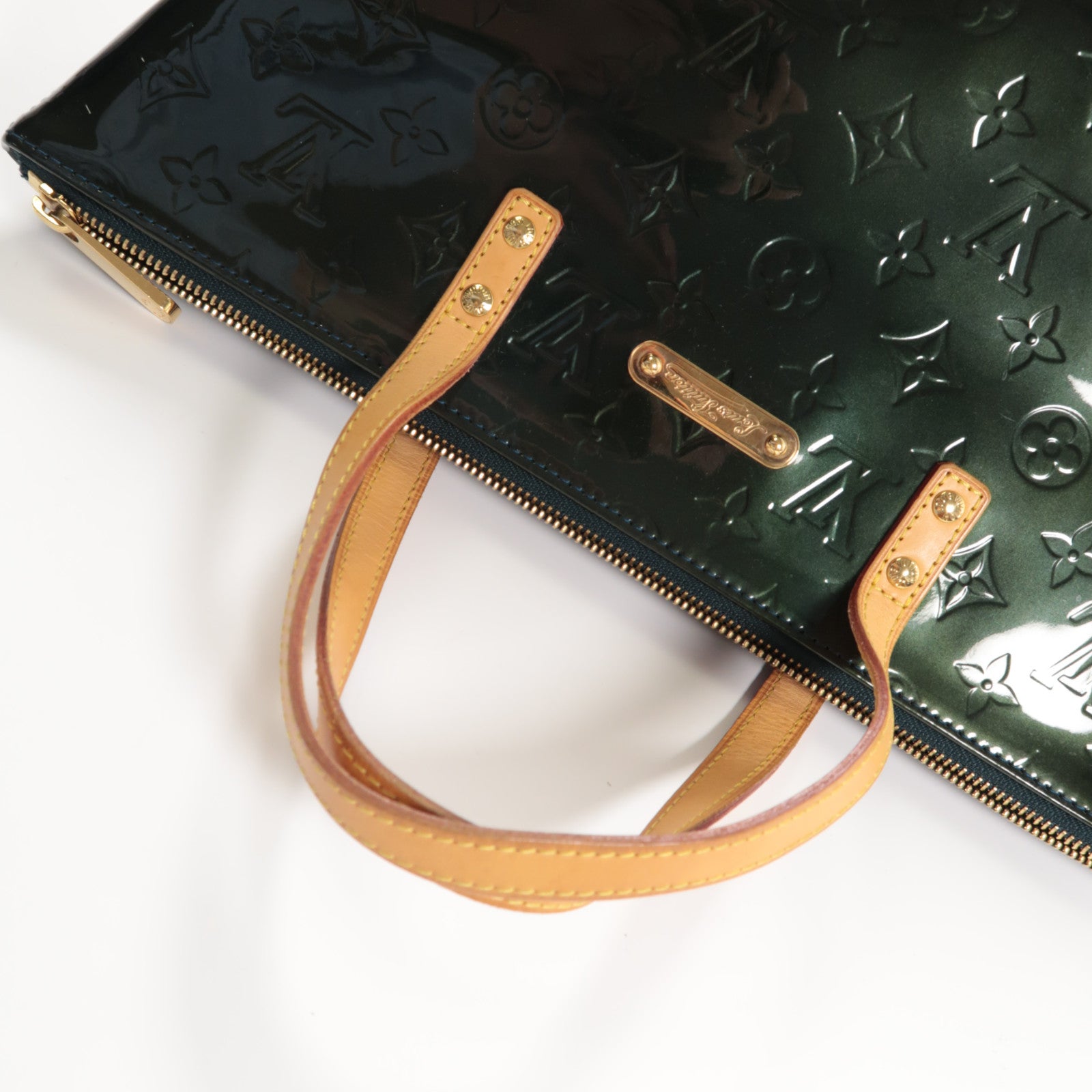 LOUIS VUITTON Monogram Vernis Bellevue PM金扣手挽袋綠色
