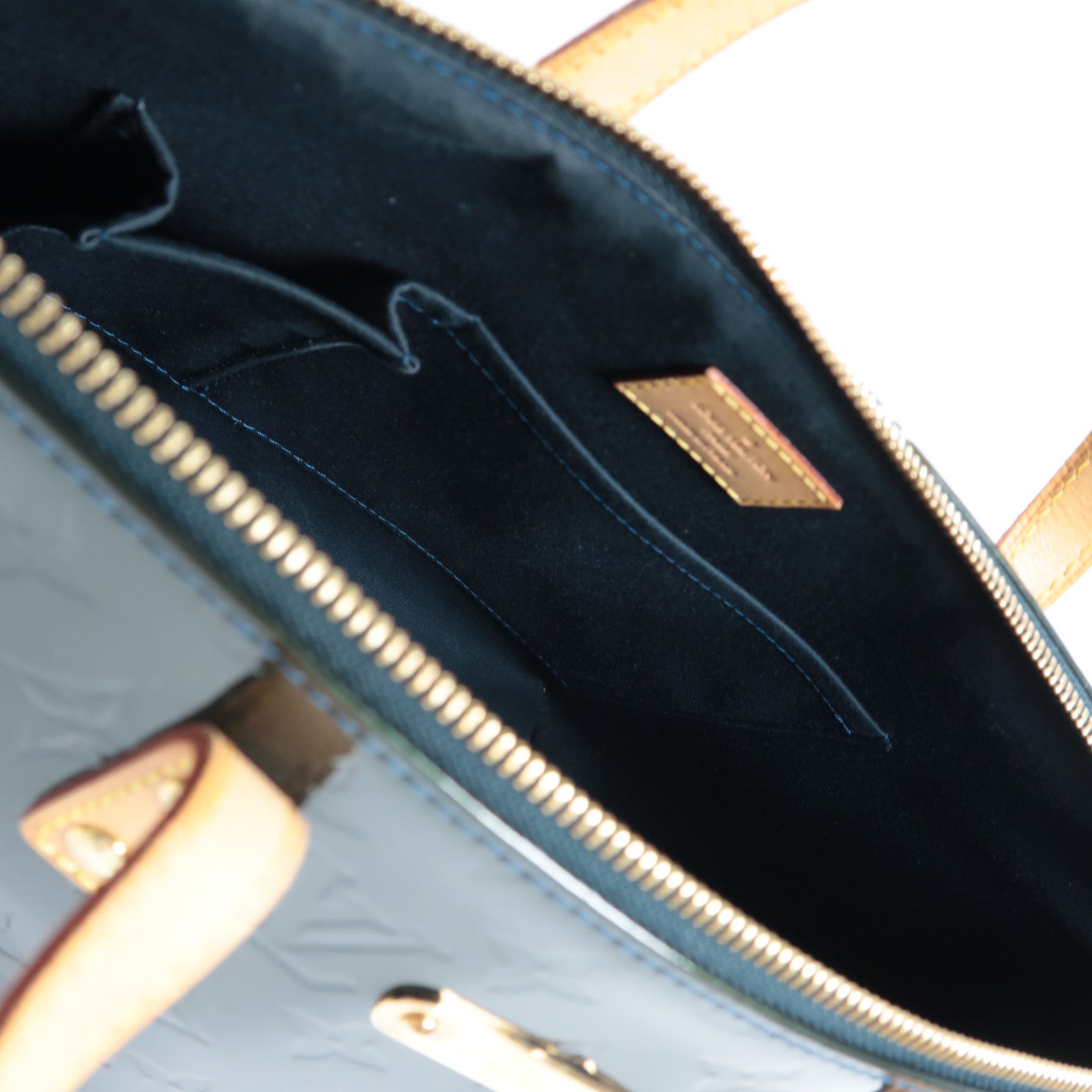 LOUIS VUITTON Monogram Vernis Bellevue PM金扣手挽袋綠色