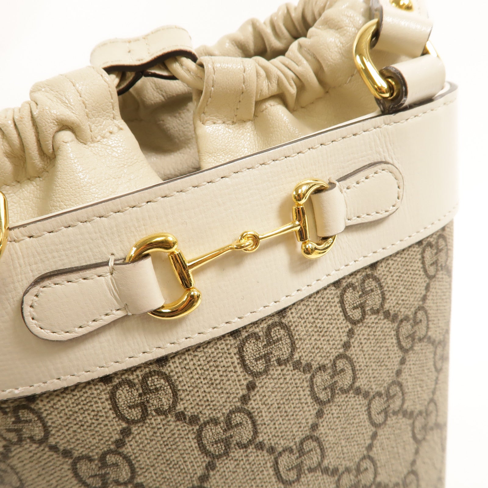 GUCCI 塗層帆布Horsebit 1955 Small Bucket Bag金扣肩背袋