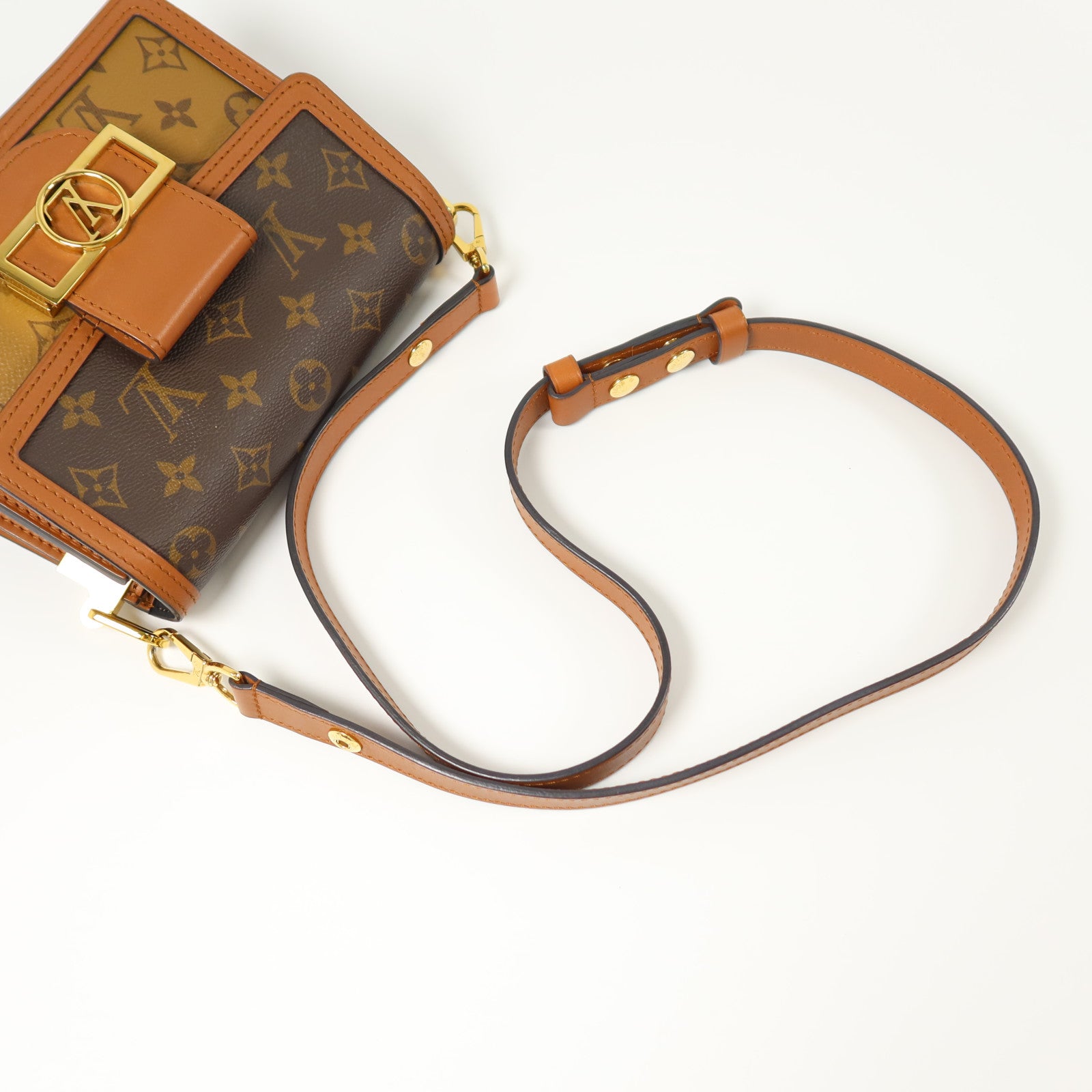 LOUIS VUITTON Monogram Reverse Mini Dauphine肩背袋