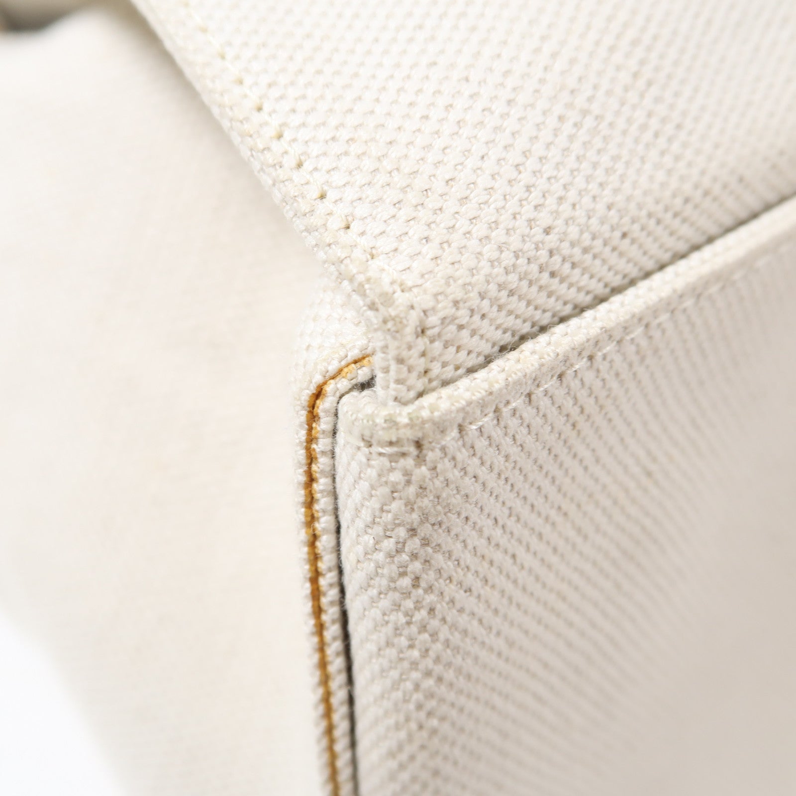BOTTEGA VENETA 帆布Arco Tote Bag金扣手挽袋白色/黑色