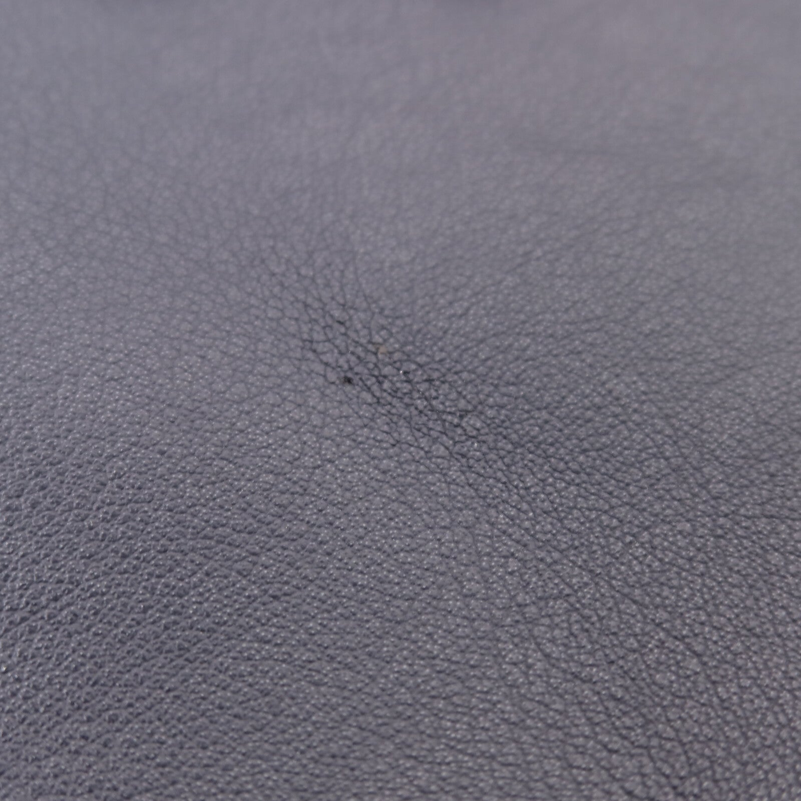 YVES SAINT LAURENT 牛皮皮革Tote Bag銀扣手挽袋