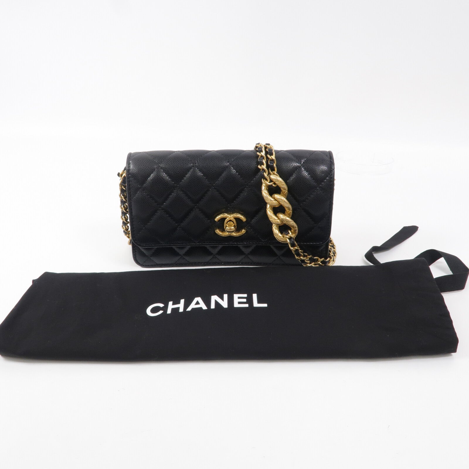 CHANEL 牛皮皮革WOC Wallet On Chain鏈帶肩背袋