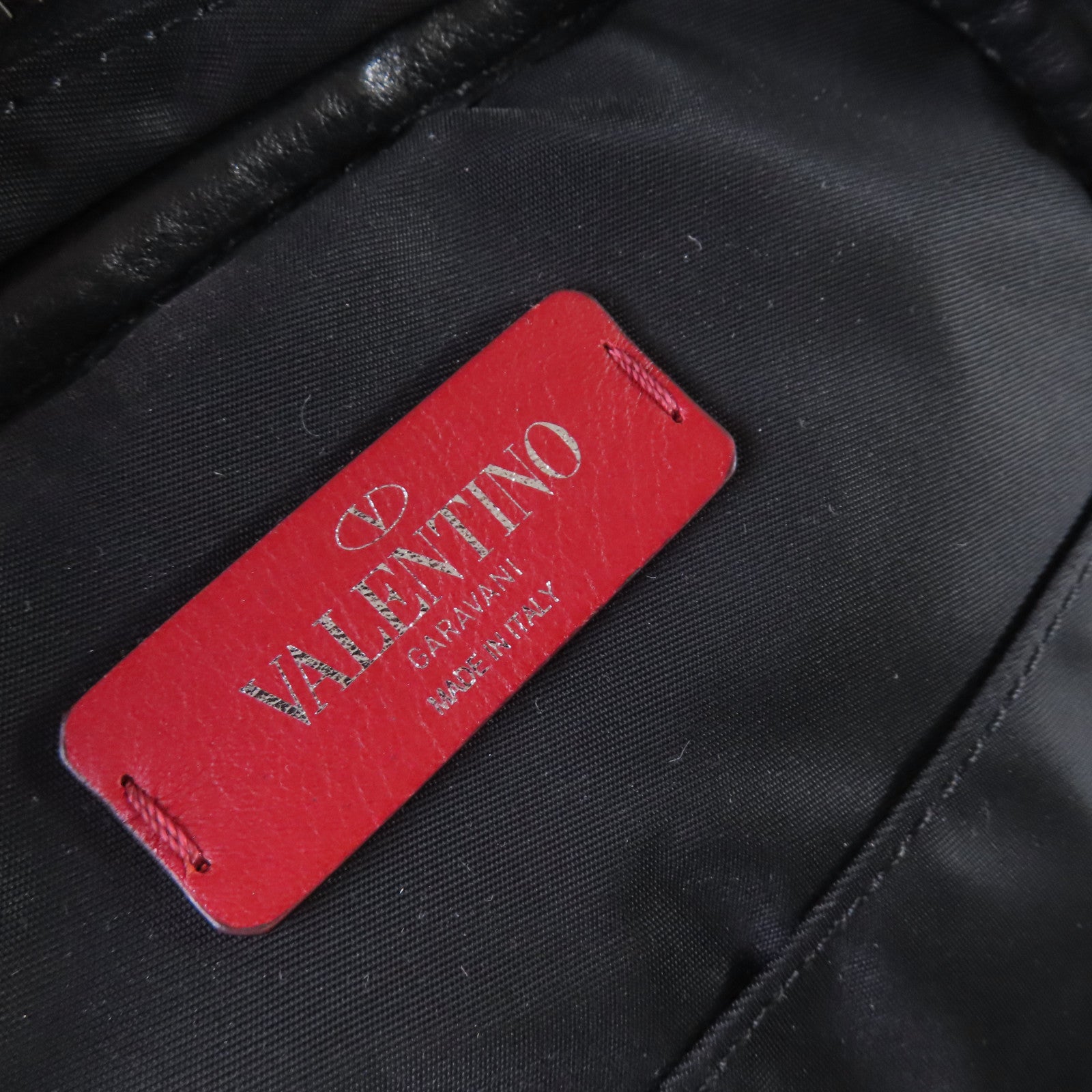 Valentino 【激減優惠】尼龍VLTN Shoulder Bag銀扣肩背袋黑色
