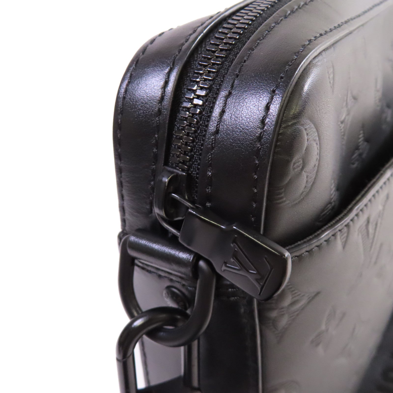 LOUIS VUITTON Monogram Shadow Duo Messenger Shoulder Bag肩背袋黑色