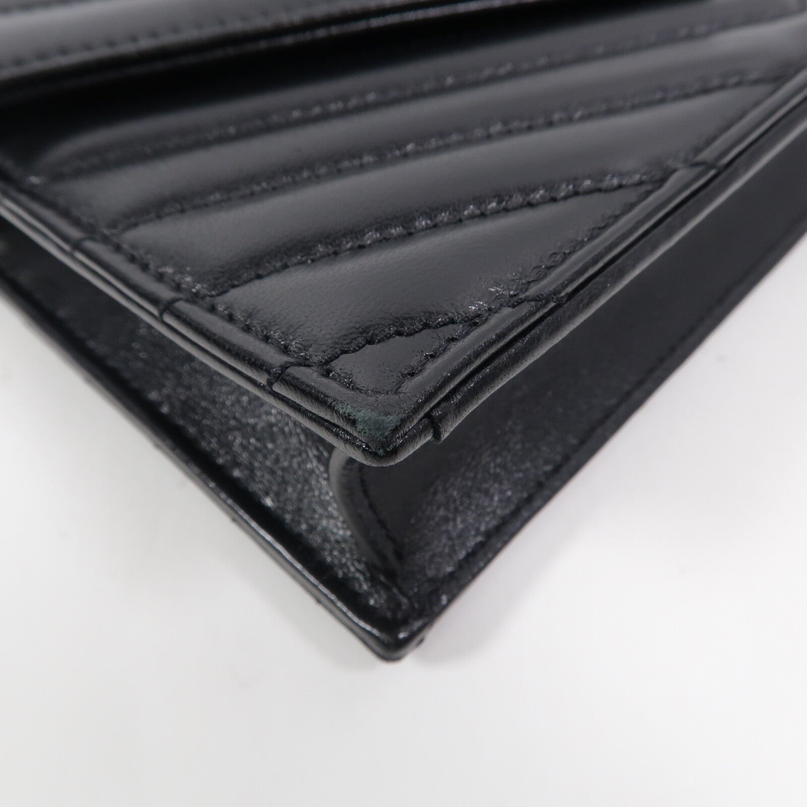 SAINT LAURENT 羊皮皮革Cassandre Wallet On Chain鏈帶肩背袋
