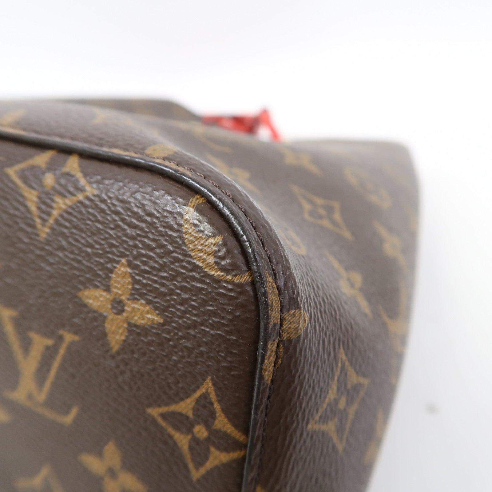 LOUIS VUITTON Monogram Neo Noe MM金扣肩背袋啡色/紅色
