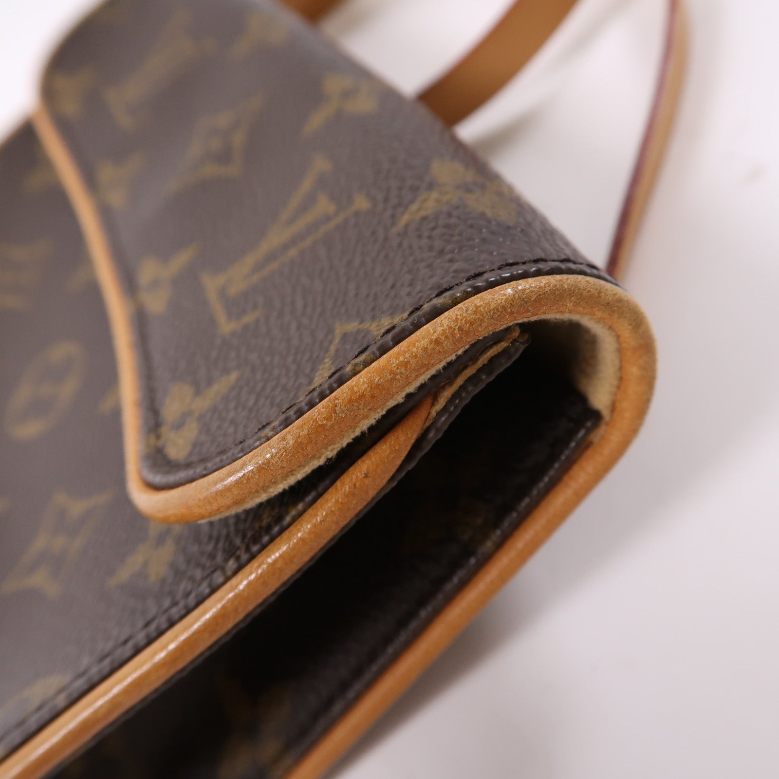 LOUIS VUITTON Monogram Pochette Florentine金扣腰包啡色