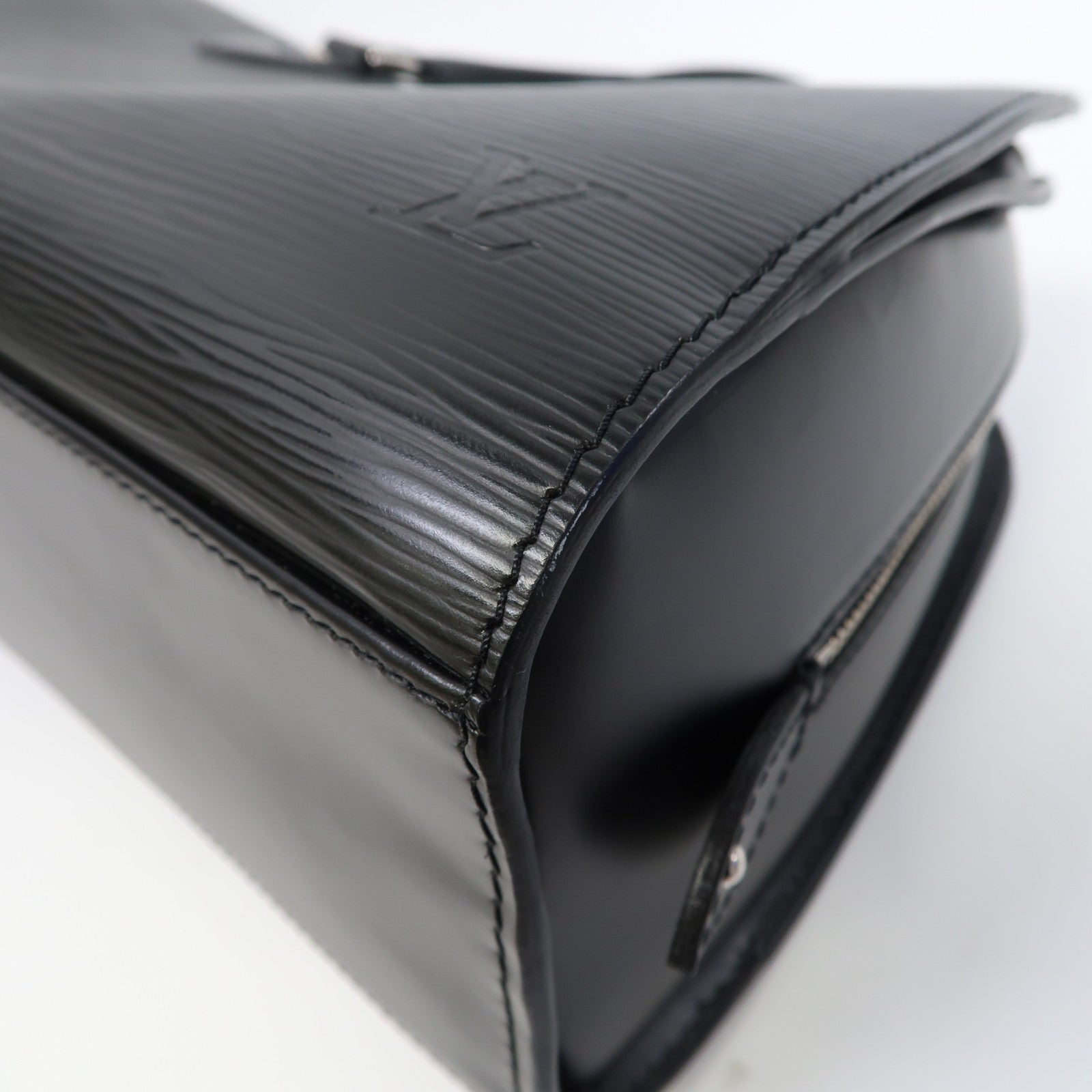 LOUIS VUITTON 【激減優惠】Epi Pont-Neuf PM Bag銀扣手挽袋黑色