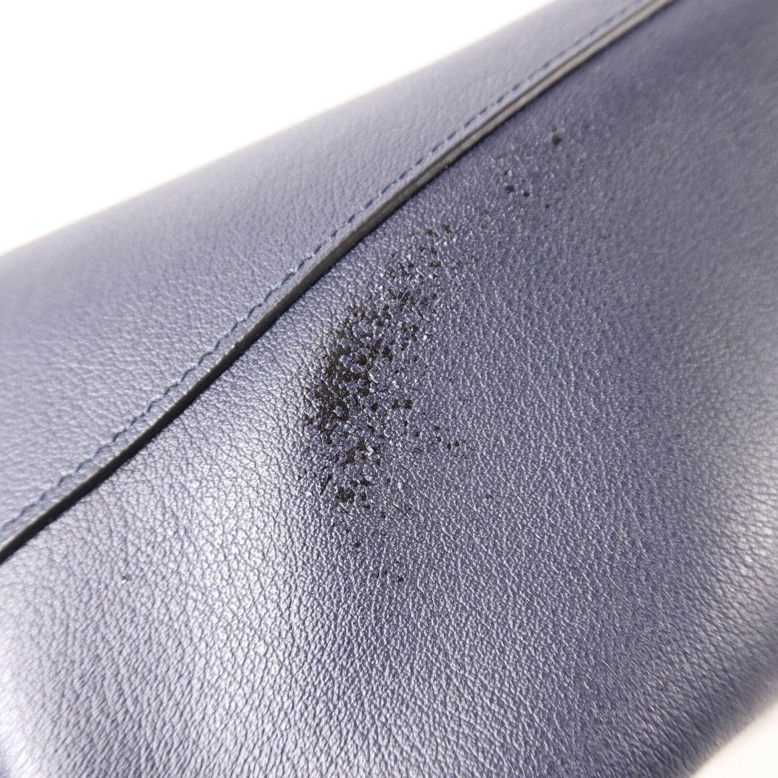 YVES SAINT LAURENT 牛皮皮革Tote Bag銀扣手挽袋