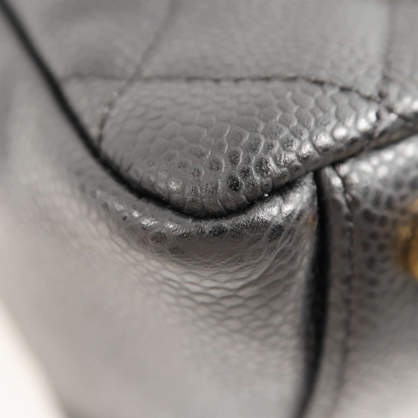 CHANEL 牛皮皮革Shoulder Bag金扣鏈帶肩背袋
