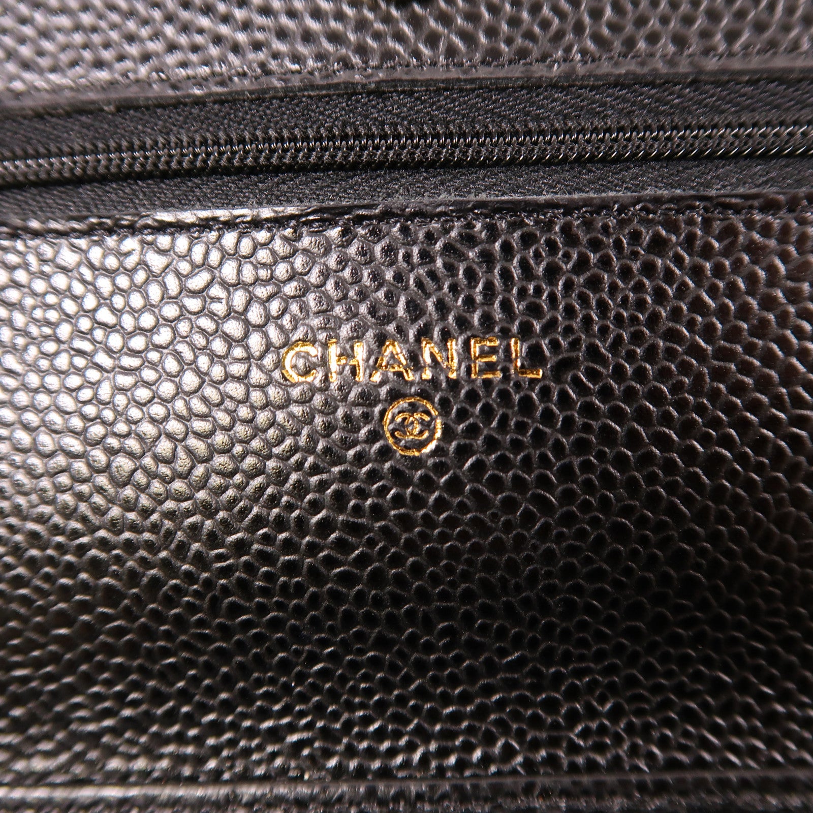 CHANEL 牛皮皮革WOC Wallet On Chain金扣鏈帶肩背袋