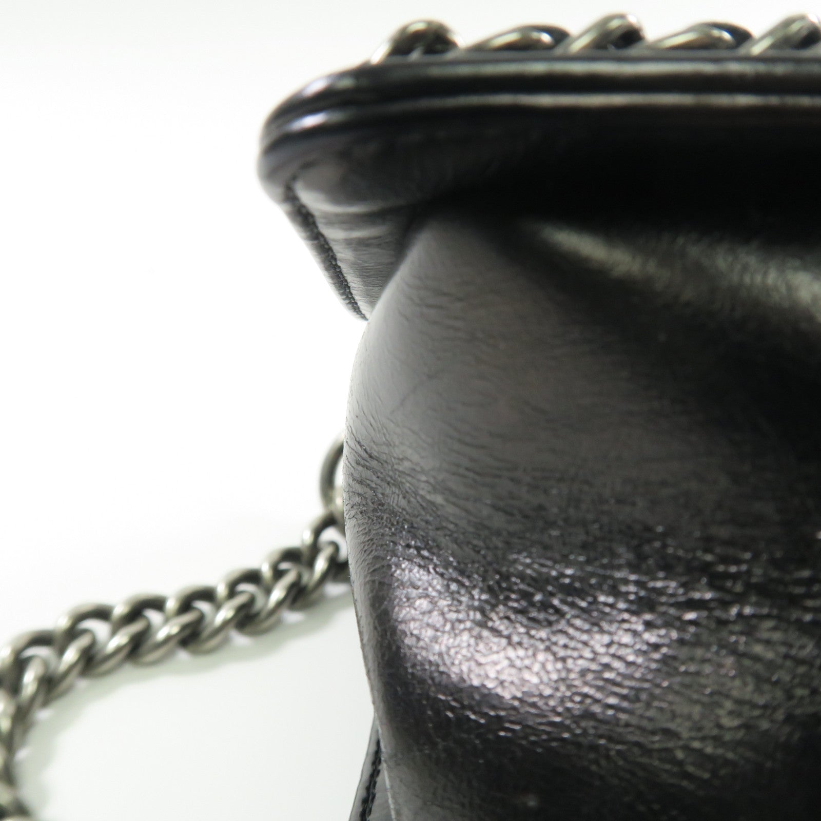 CHANEL 羊皮皮革Boy 25銀扣鏈帶肩背袋黑色