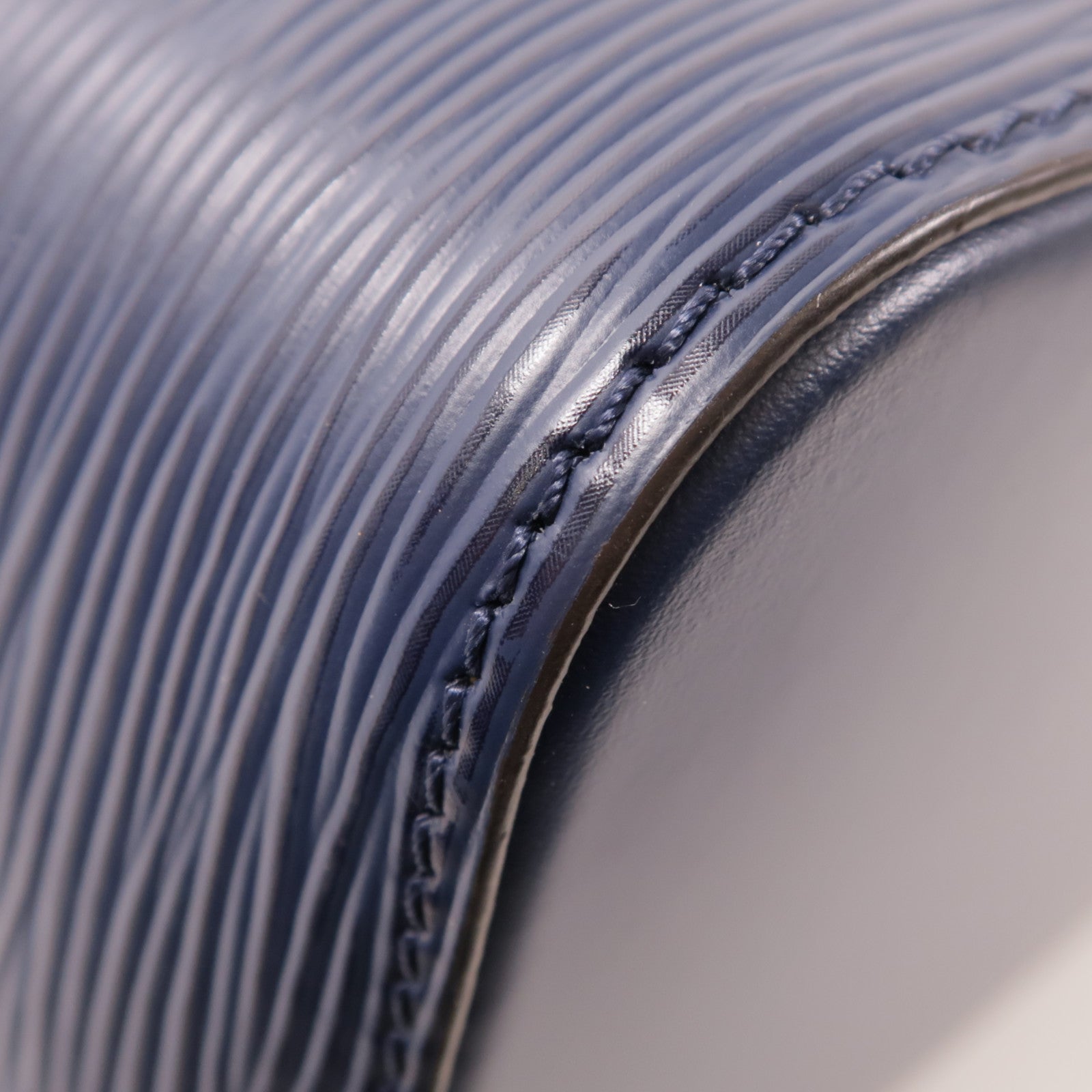 LOUIS VUITTON Epi Neo Noe BB銀扣手挽肩背兩用袋深藍色