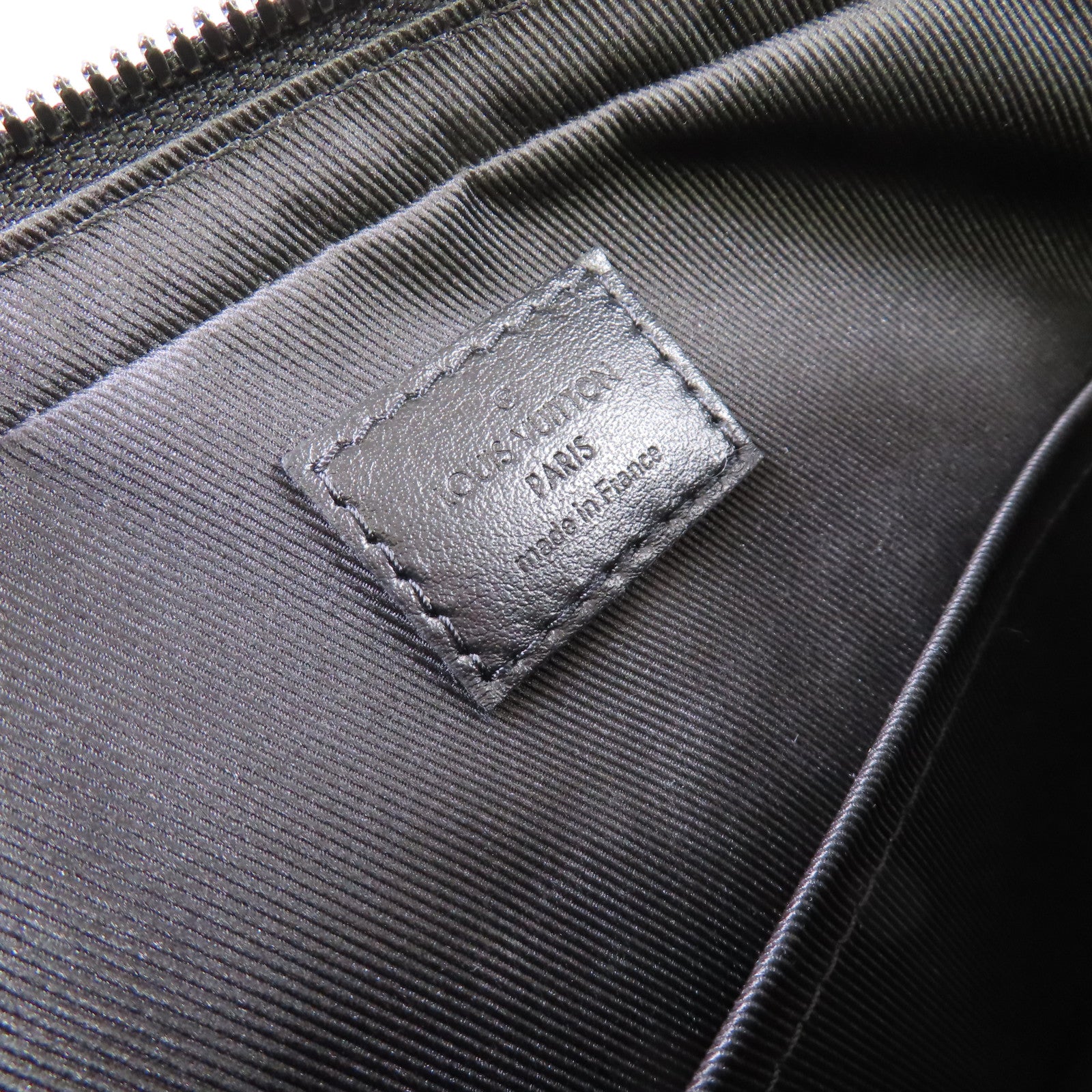 LOUIS VUITTON Monogram Shadow Duo Messenger Shoulder Bag肩背袋黑色