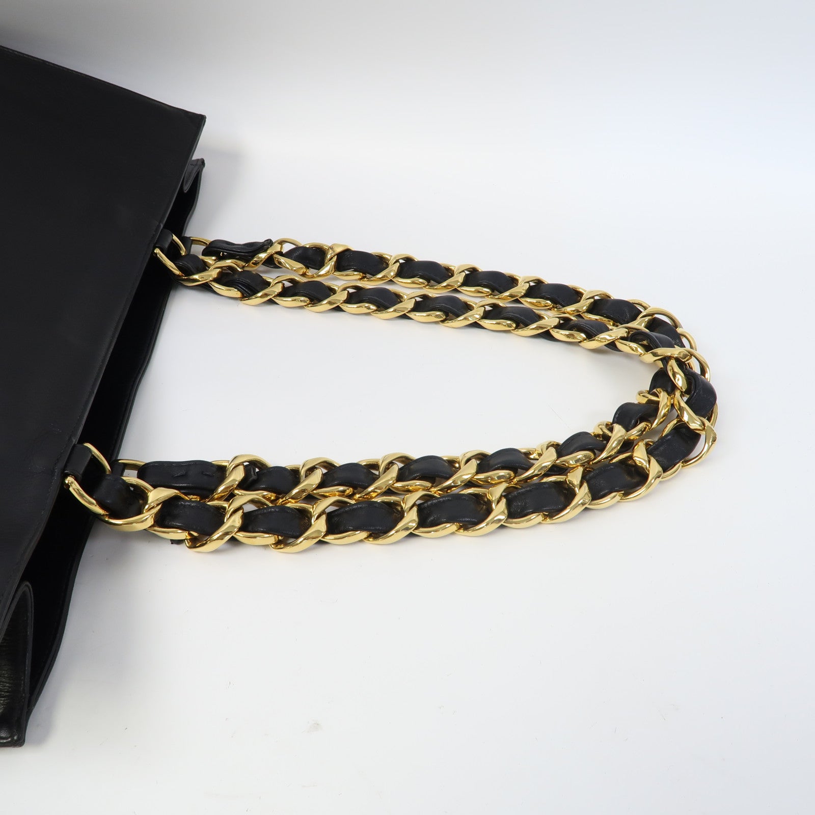 CHANEL 【激減優惠】牛皮皮革Totebag金扣手挽袋黑色