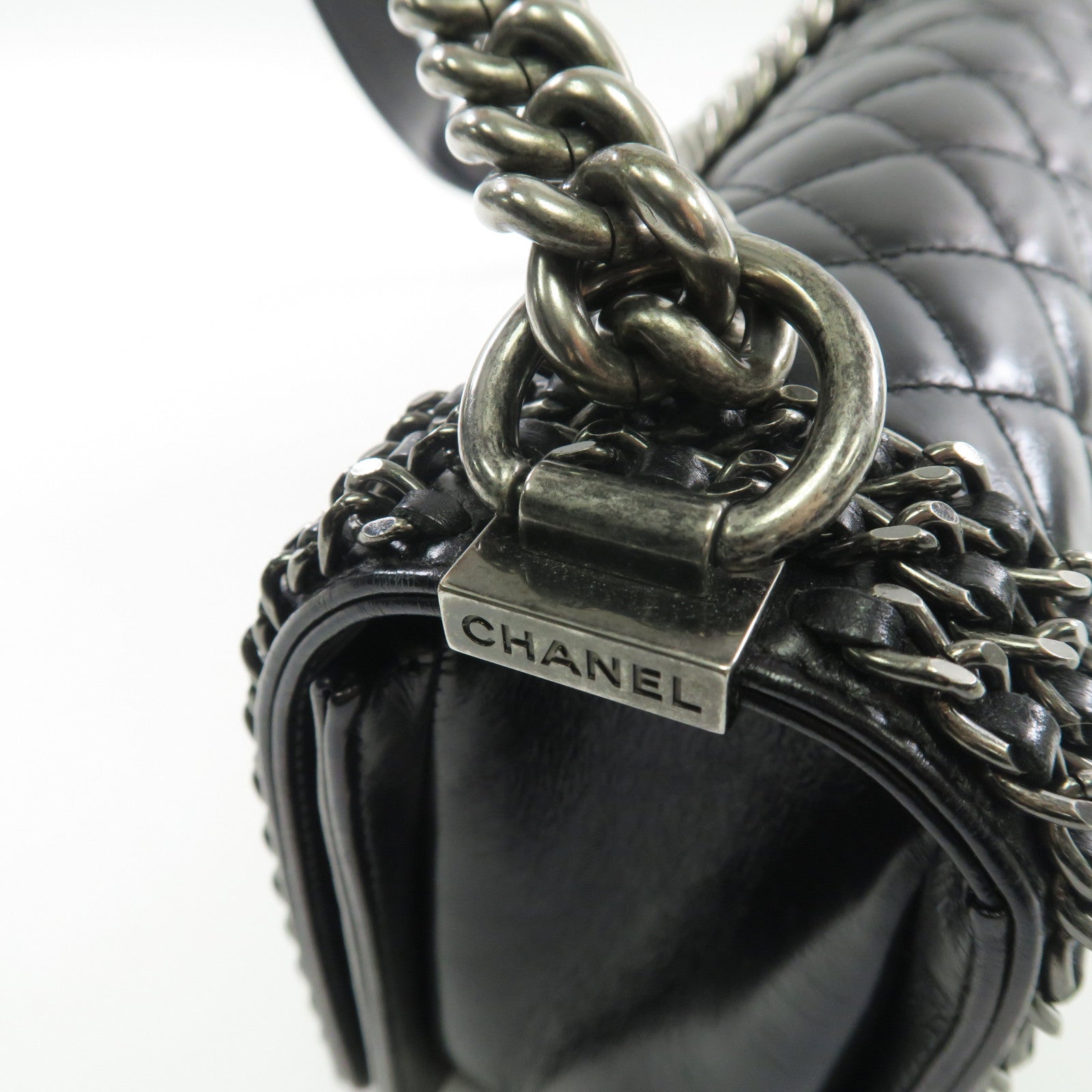 CHANEL 羊皮皮革Boy 25銀扣鏈帶肩背袋黑色
