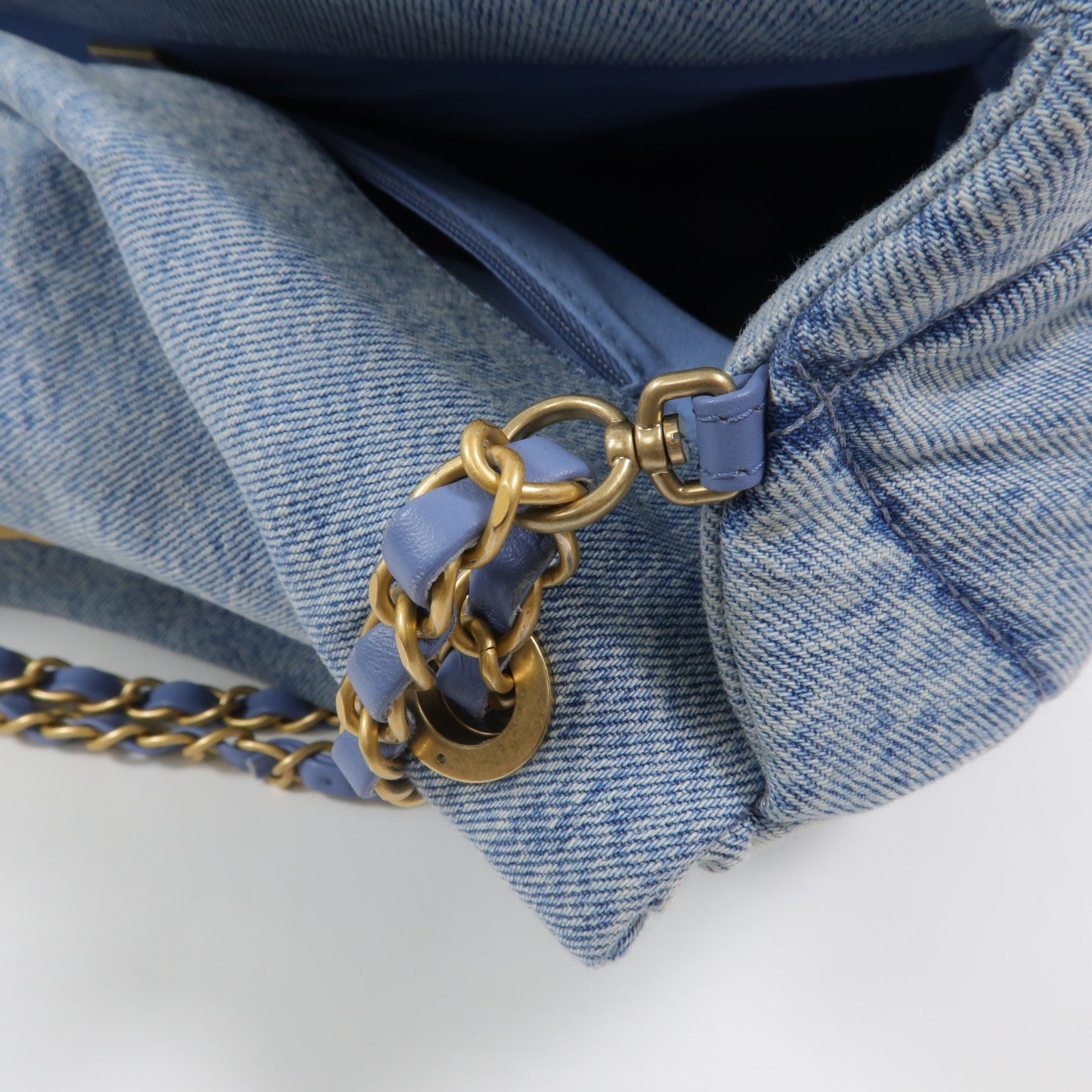 CHANEL 牛仔布Denim Large Flap Bag鏈帶肩背袋