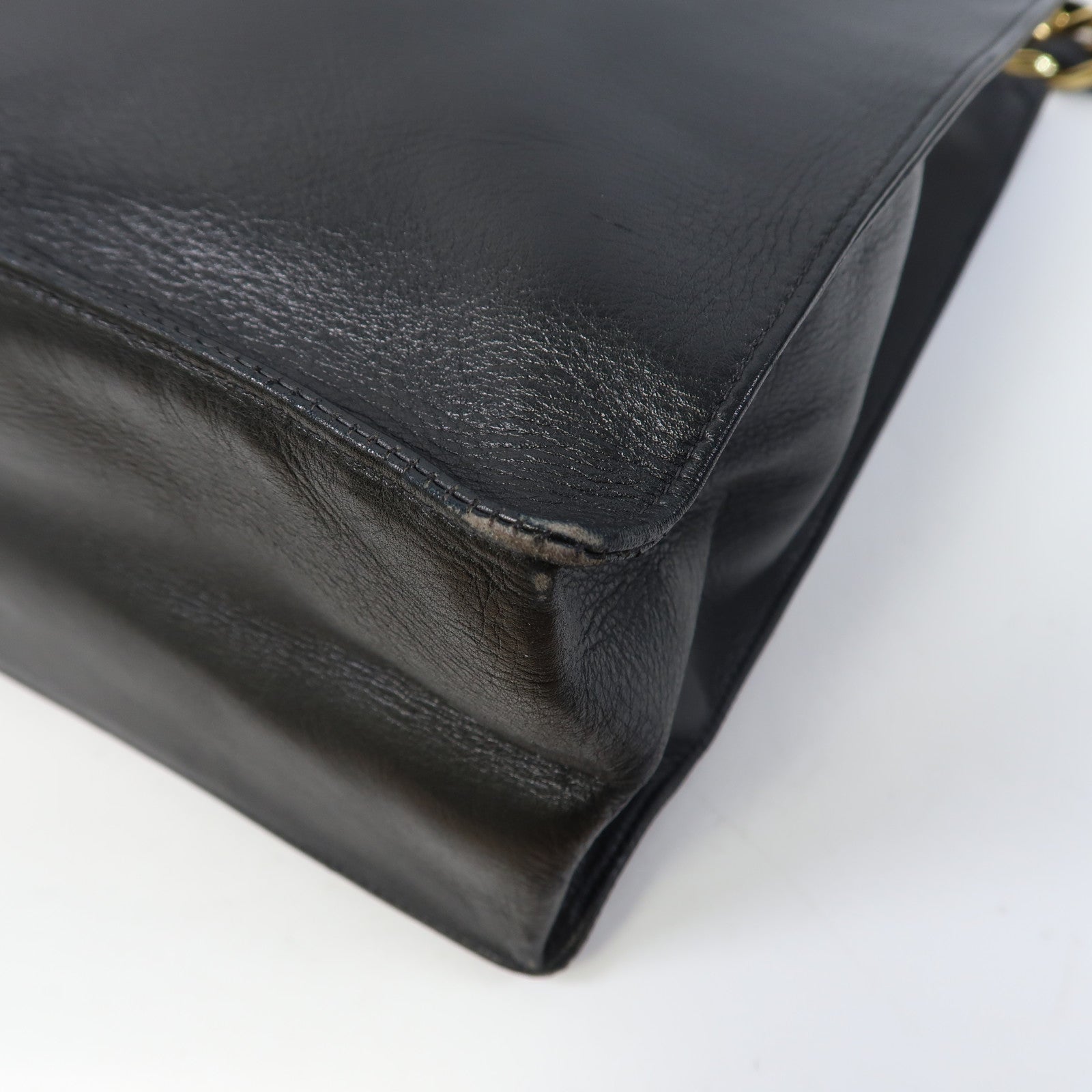 CHANEL 【激減優惠】牛皮皮革Totebag金扣手挽袋黑色