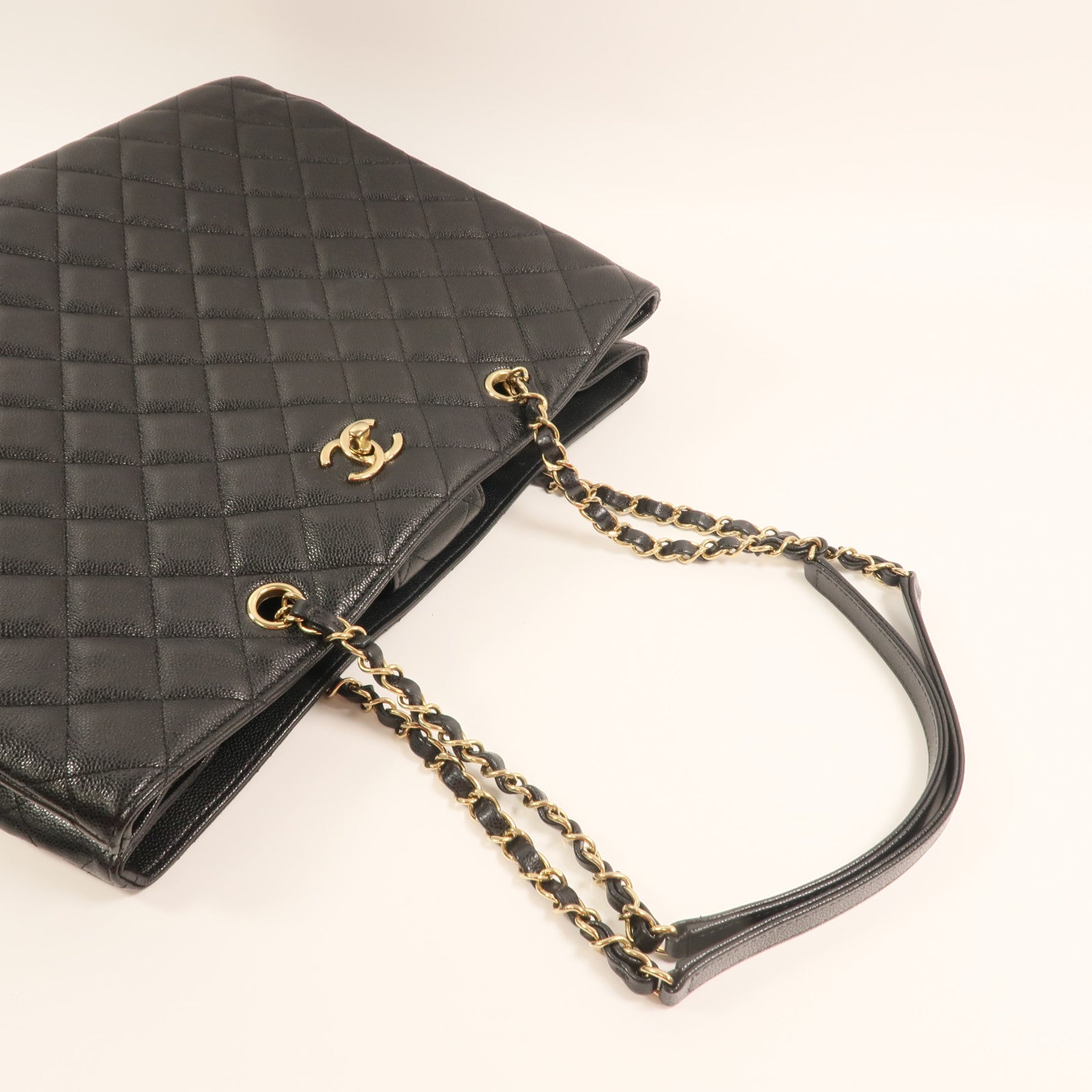 CHANEL 牛皮皮革Shoulder Bag金扣鏈帶肩背袋