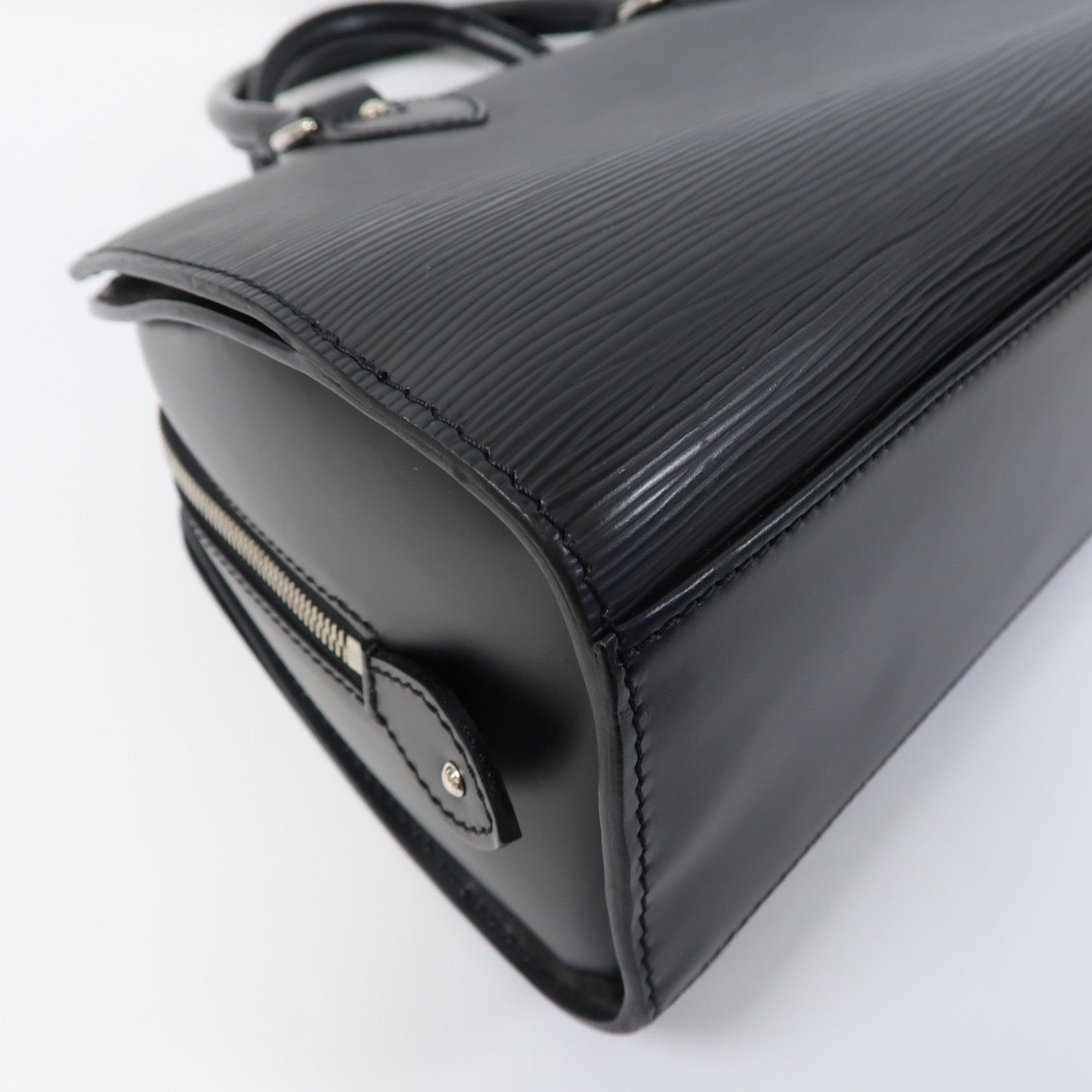 LOUIS VUITTON 【激減優惠】Epi Pont-Neuf PM Bag銀扣手挽袋黑色