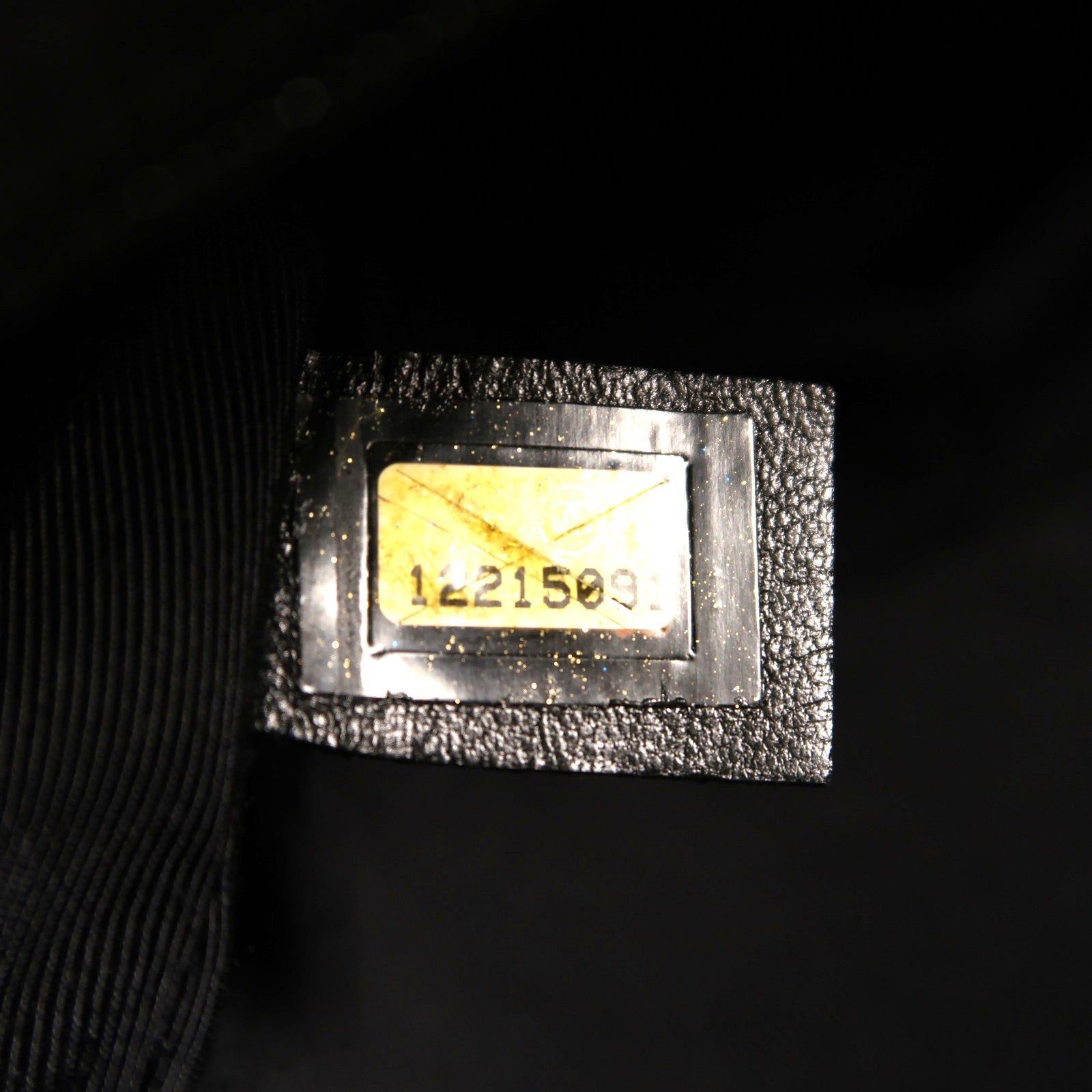 CHANEL 牛皮皮革Shoulder Bag金扣鏈帶肩背袋