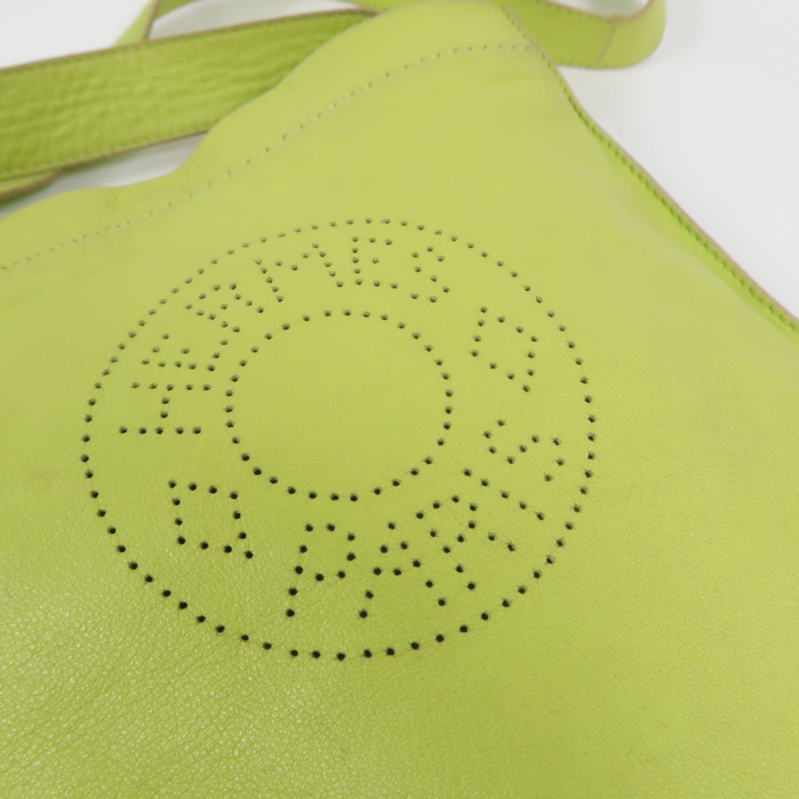 HERMES Milo皮革Clou De Selle肩背袋Kiwi