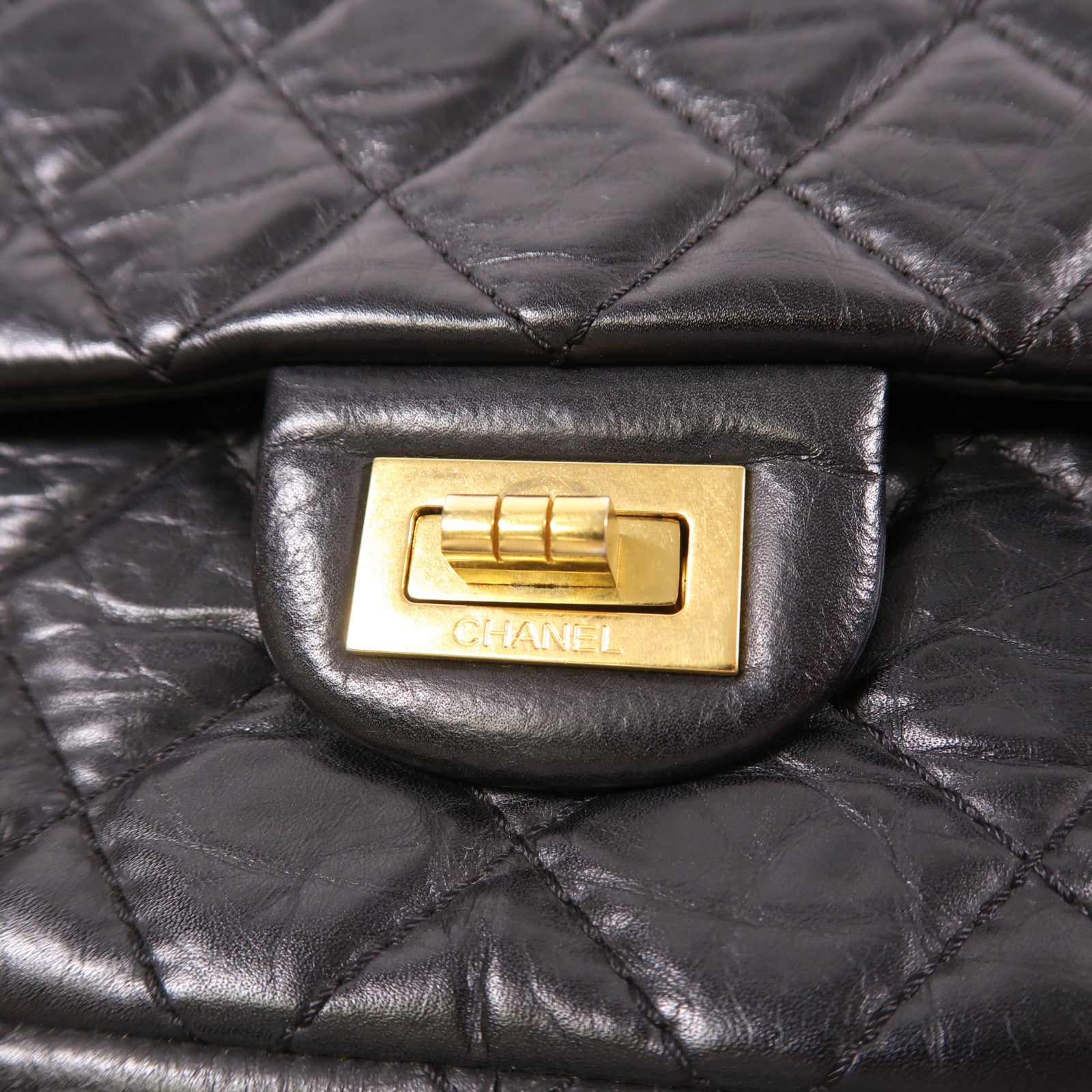 CHANEL 牛皮皮革2.55 Medium金扣鏈帶肩背袋