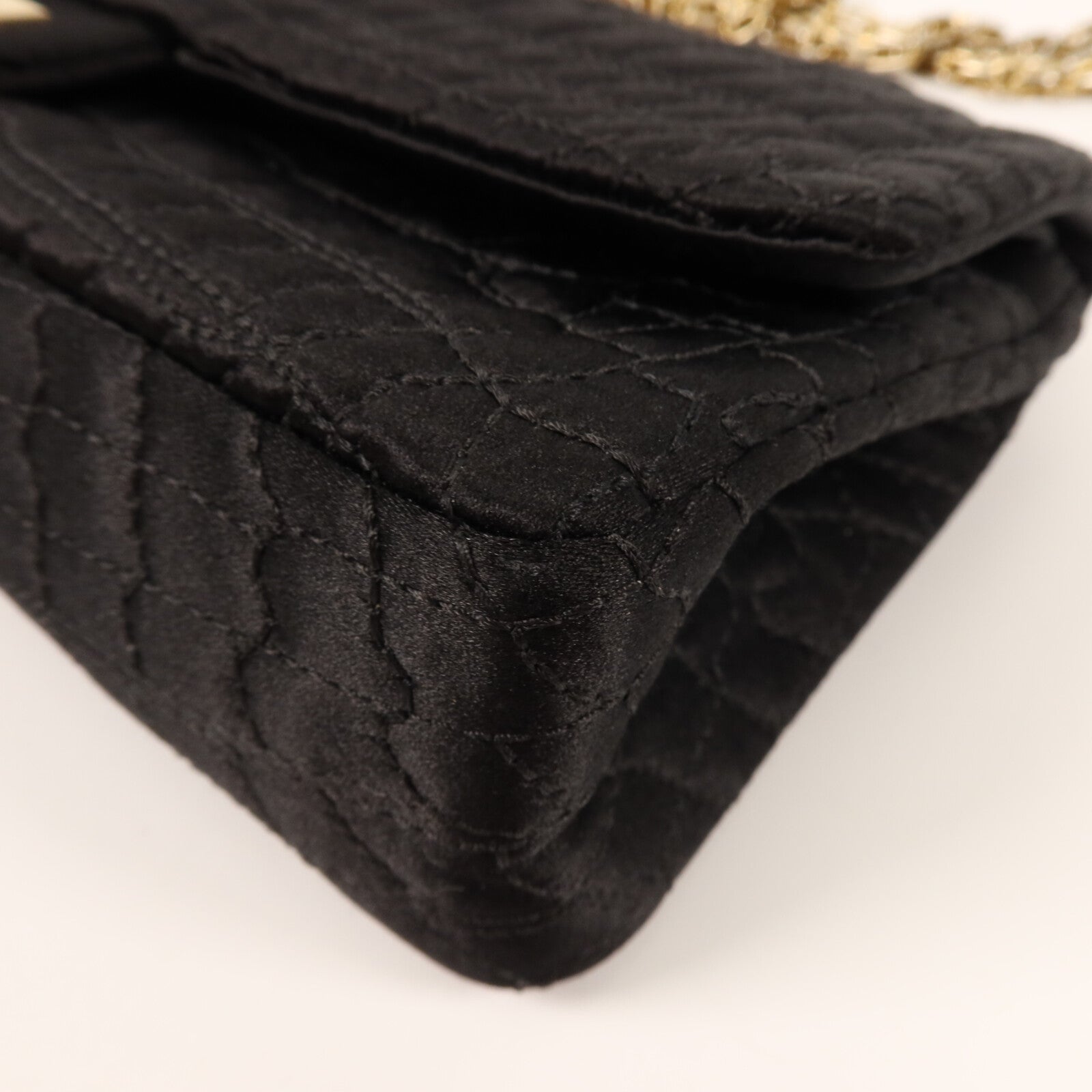 CHANEL Satin 2.55 East West鏈帶肩背袋