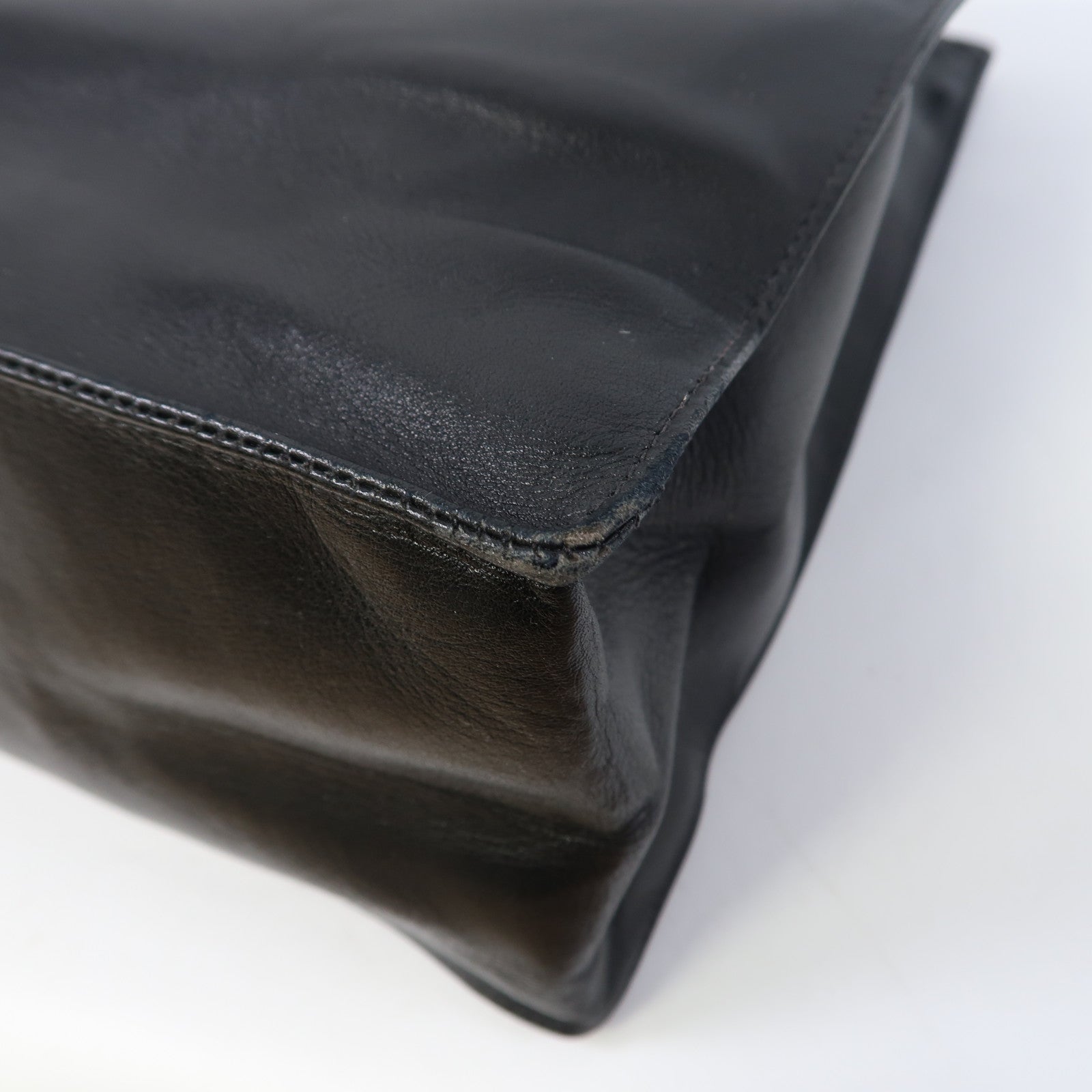 CHANEL 【激減優惠】牛皮皮革Totebag金扣手挽袋黑色