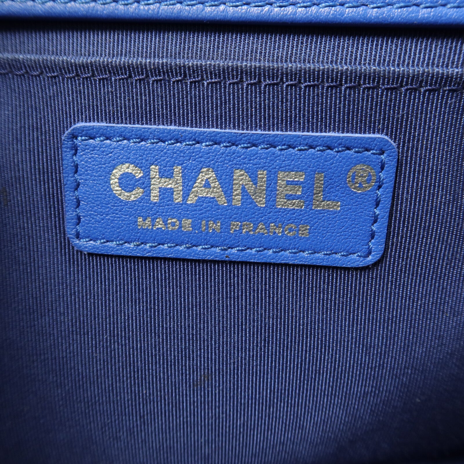 CHANEL 牛皮皮革Boy 25
