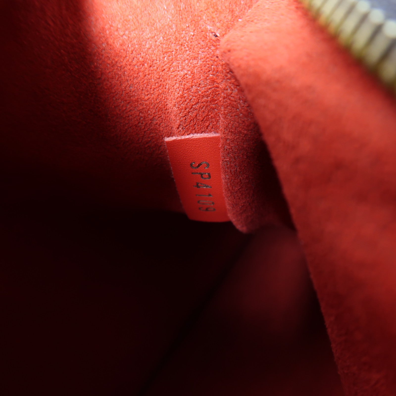 LOUIS VUITTON Monogram Neo Noe MM金扣肩背袋啡色/紅色