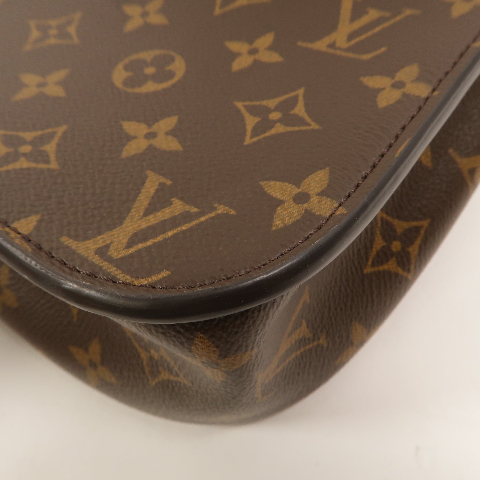 LOUIS VUITTON Monogram Passy金扣肩背袋