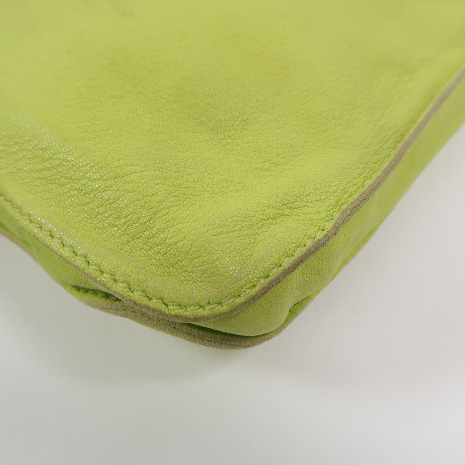HERMES Milo皮革Clou De Selle肩背袋Kiwi