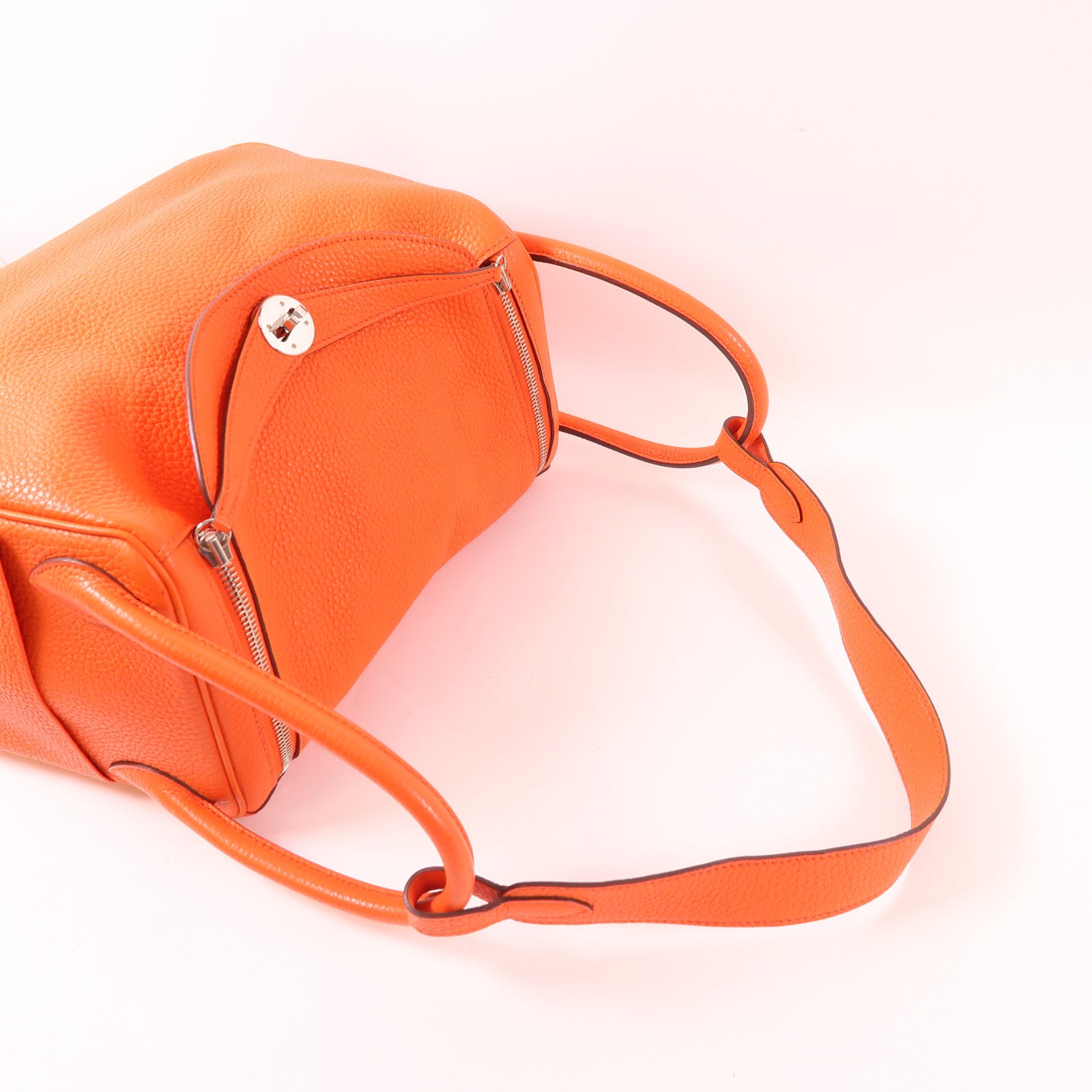 HERMES 皮革Lindy 30銀扣手挽肩背兩用袋9T Capucine