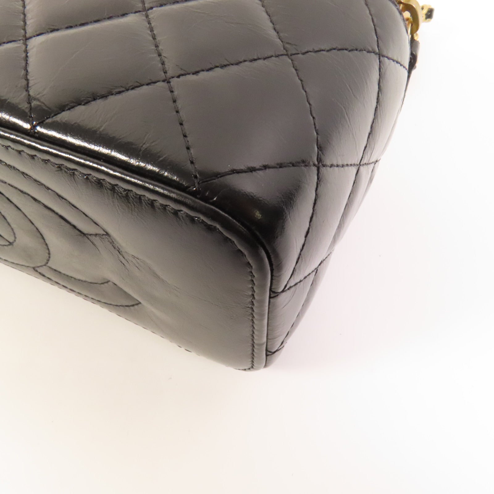 CHANEL 牛皮皮革Vanity Case金扣鏈帶肩背袋