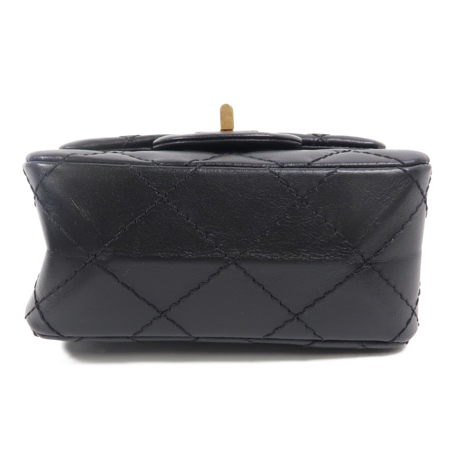 CHANEL 牛皮皮革2.55鏈帶肩背袋