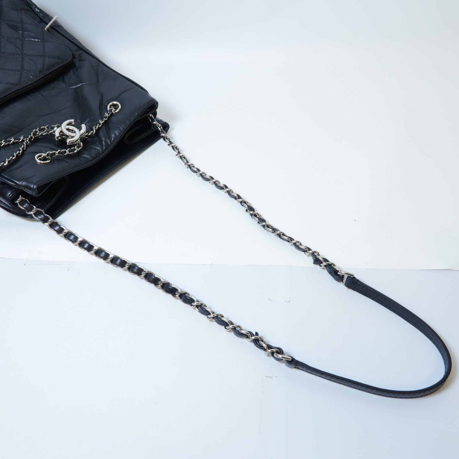 CHANEL 菱格牛皮皮革Shoulder Bag銀扣肩背袋黑色