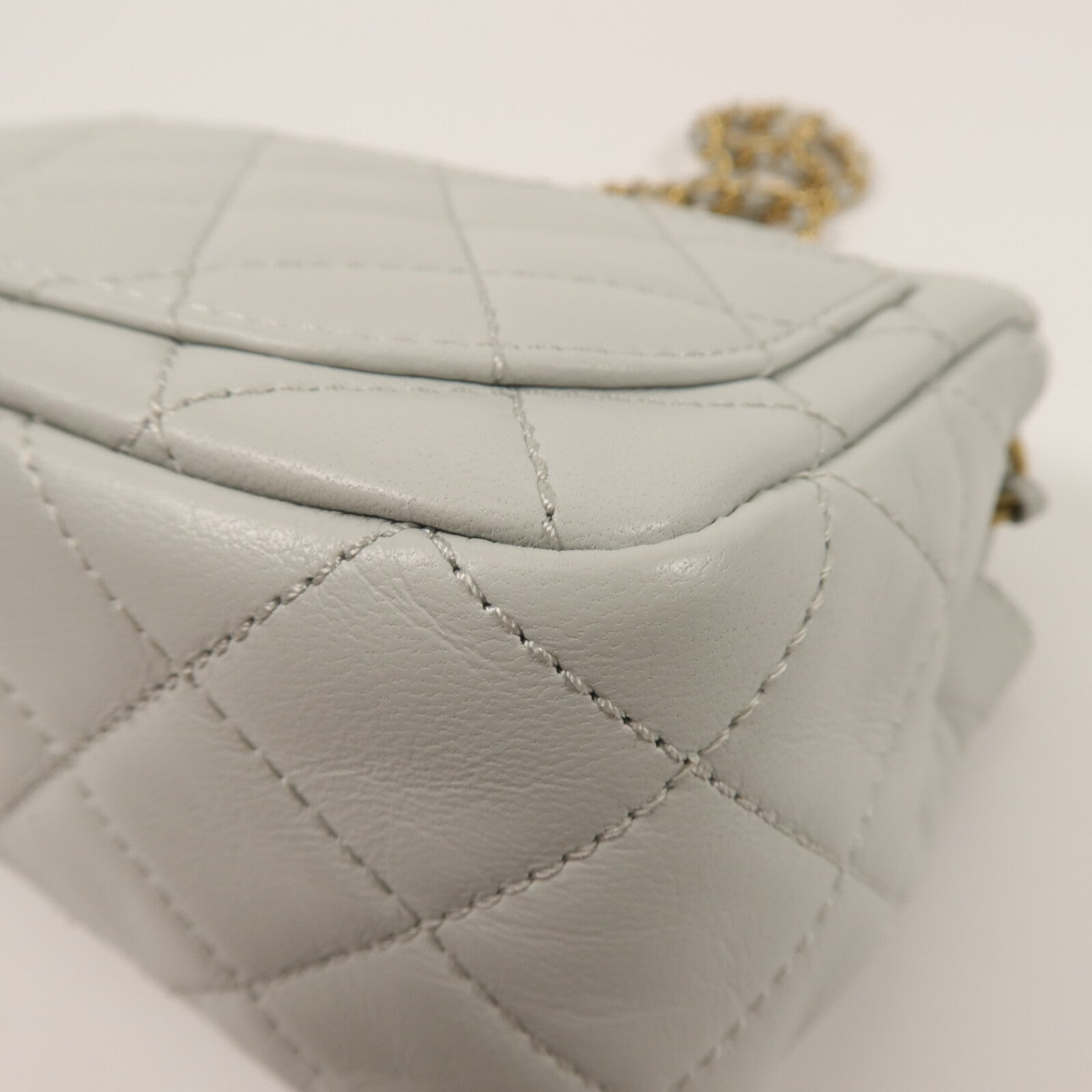 CHANEL 羊皮皮革Mini Classic 17鏈帶肩背袋
