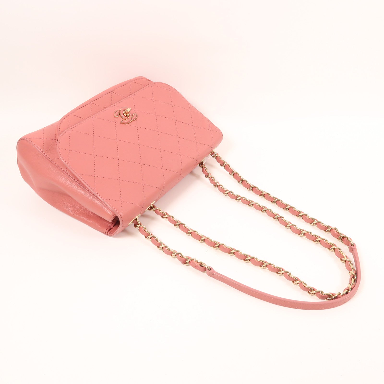 CHANEL 牛皮皮革Chain Shoulder金扣鏈帶肩背袋