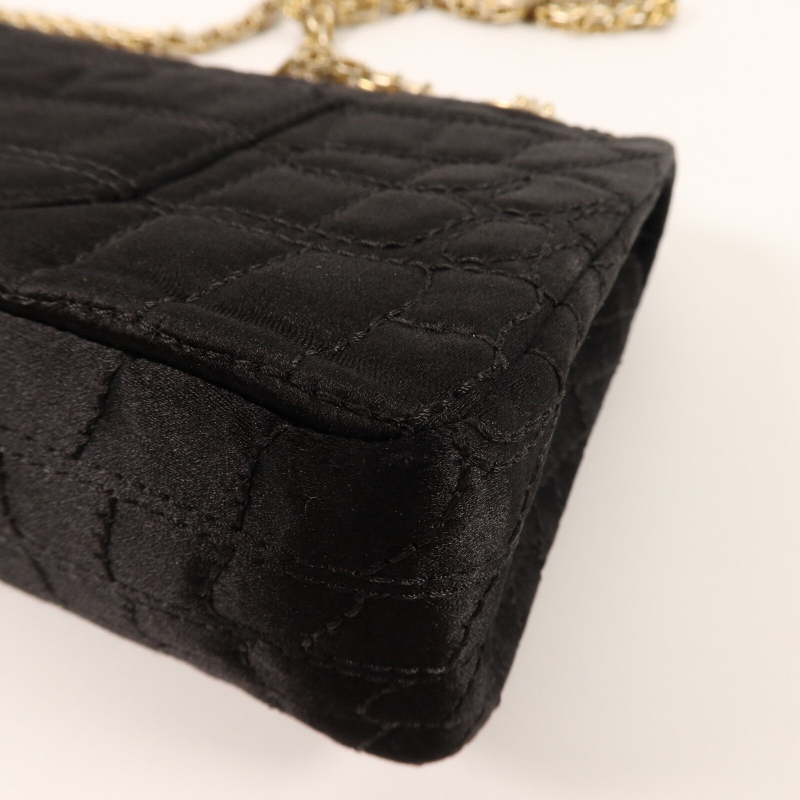 CHANEL Satin 2.55 East West鏈帶肩背袋