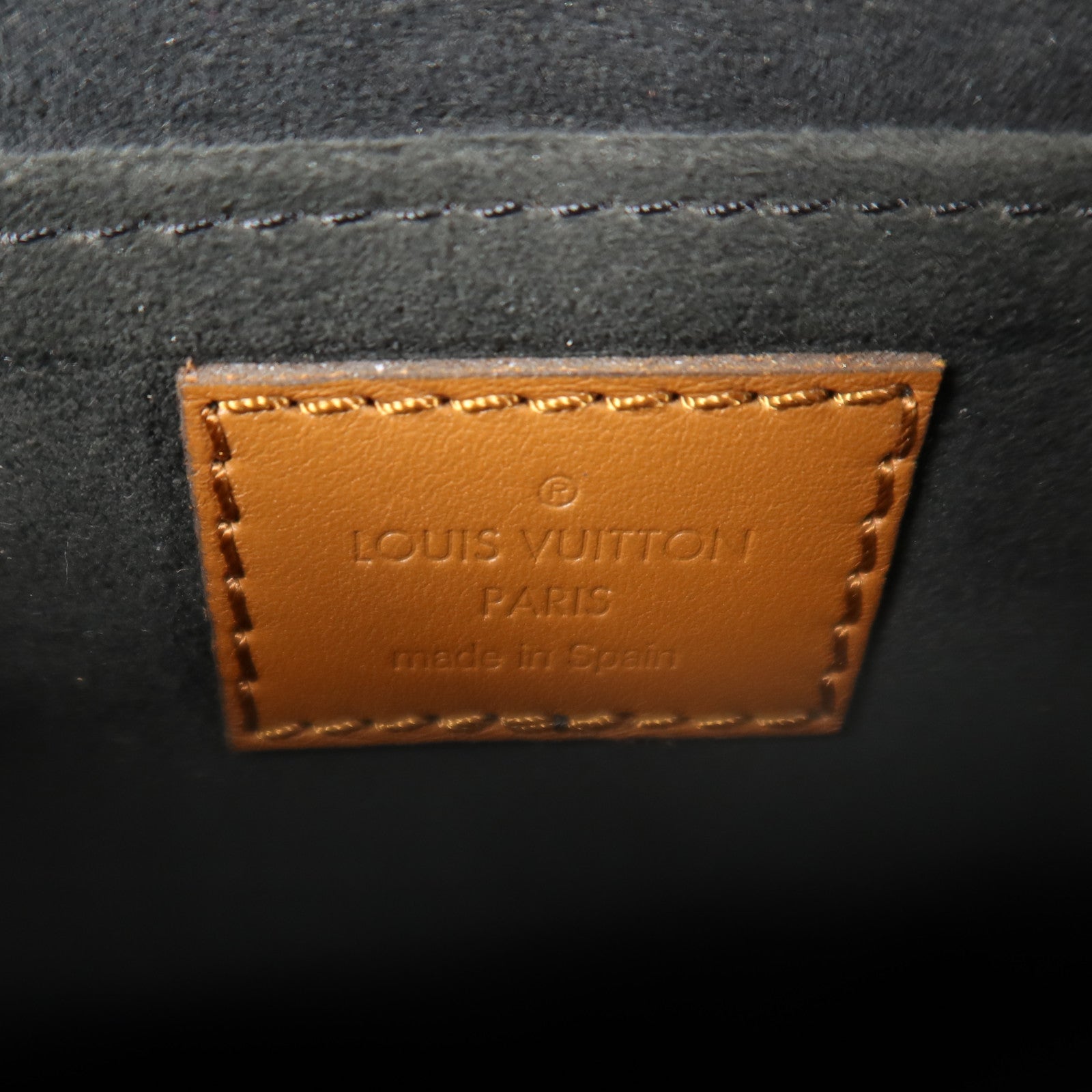 LOUIS VUITTON Monogram Reverse Mini Dauphine肩背袋