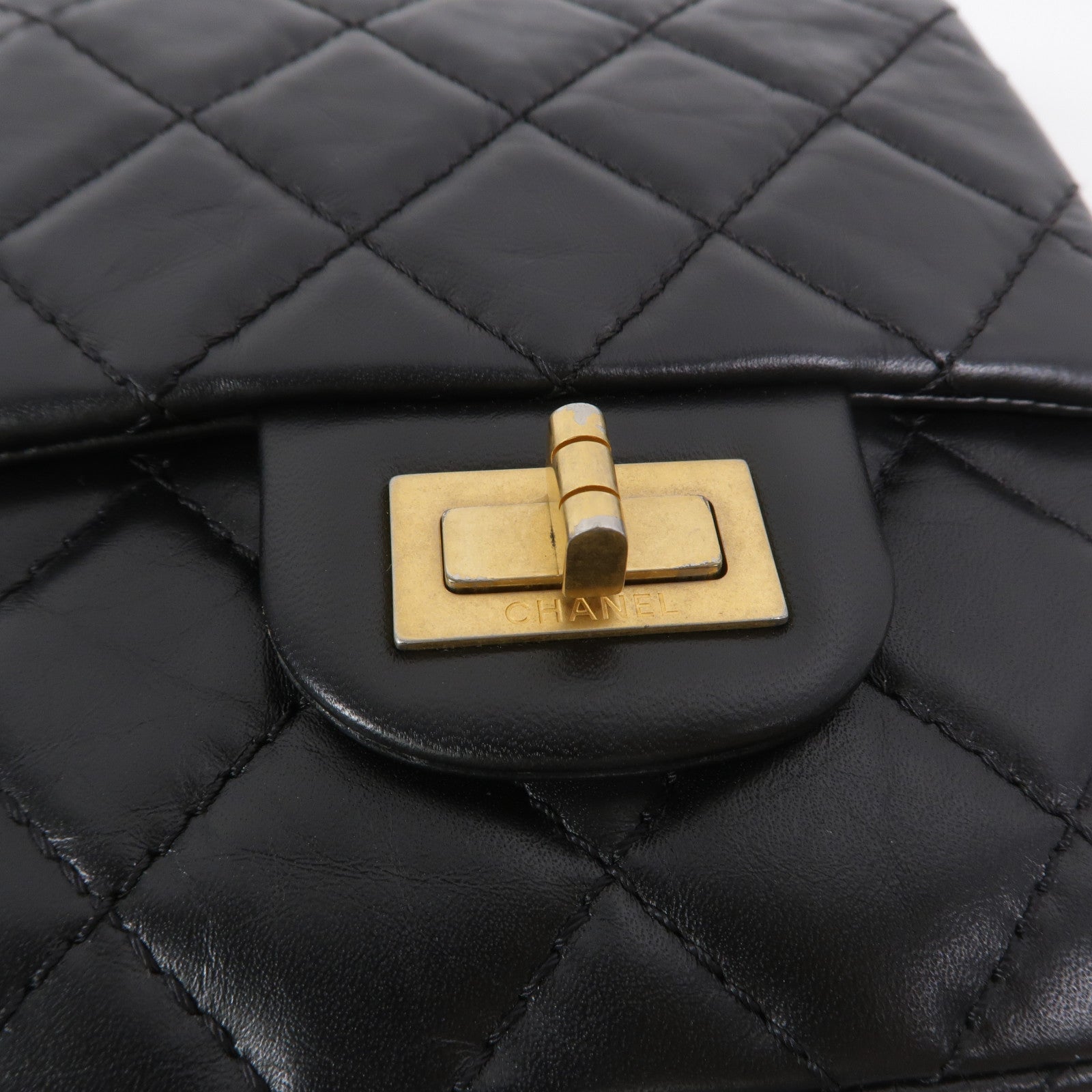 CHANEL 牛皮皮革2.55鏈帶肩背袋